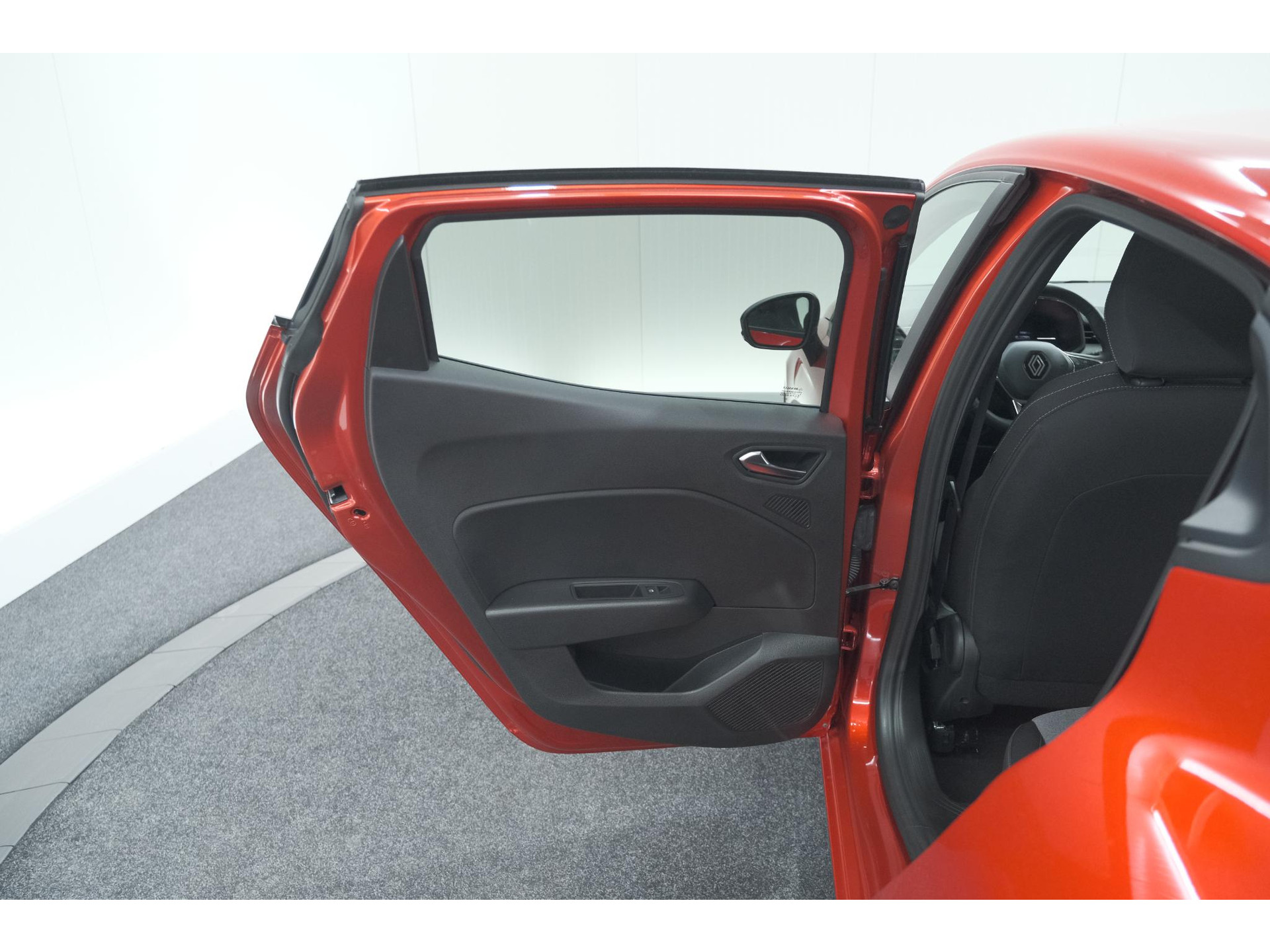 Renault Clio TCe 90 GPF Evolution | Camera | Navigatie | Apple Carplay | Parkeersensoren | Stoelverwarming