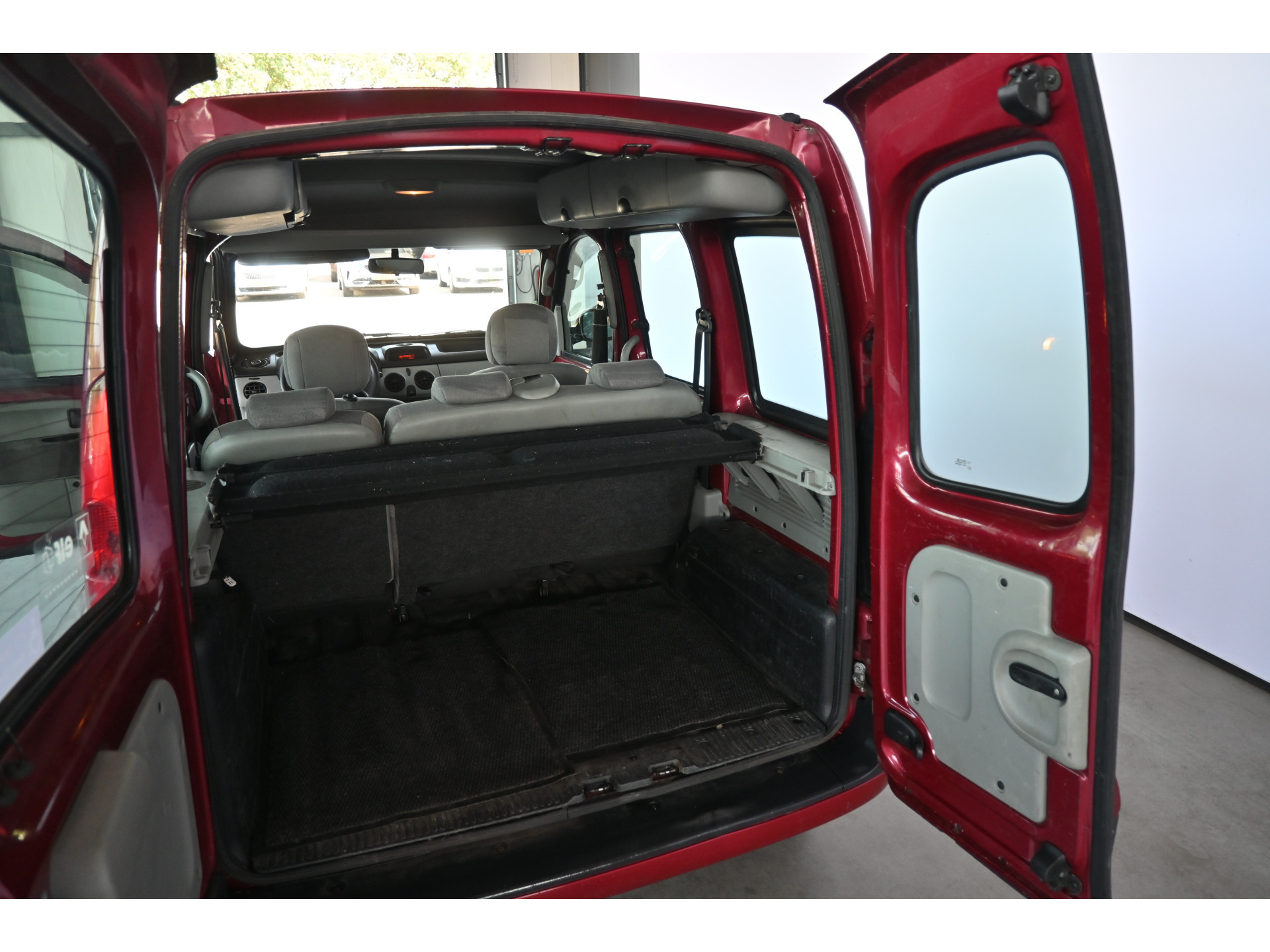 Renault Kangoo 1.2-16V Privilège Elektrisch Pakket! Direct Leverbaar! Inruil Mogelijk!