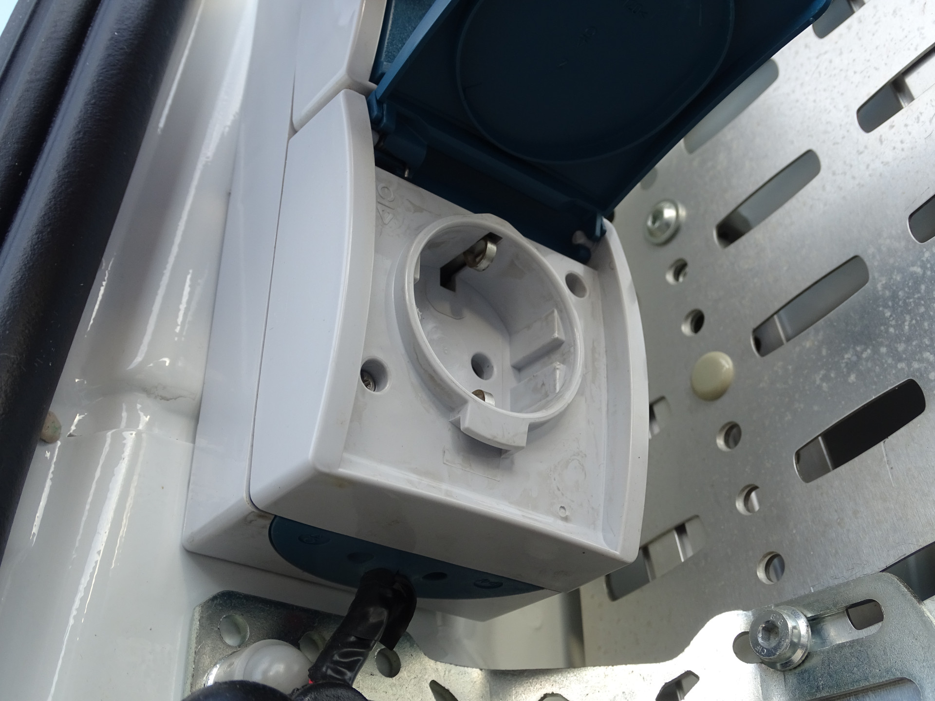 Ford Transit Custom Euro 6 | Sortimo inrichting + stroom