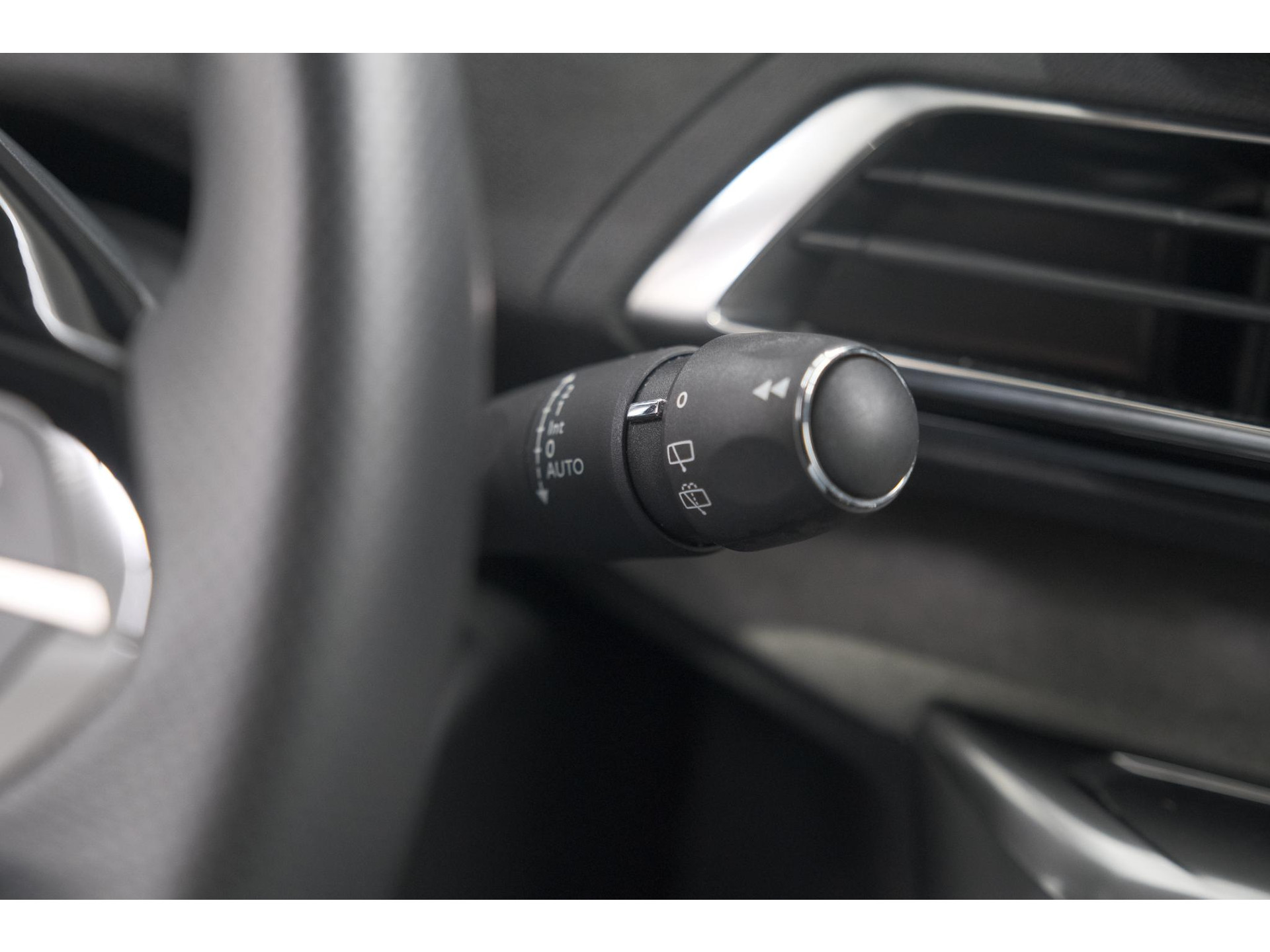 Peugeot 3008 PureTech 130 EAT8 GT | Adaptieve Cruise Control | Camera | Navigatie | Apple Carplay