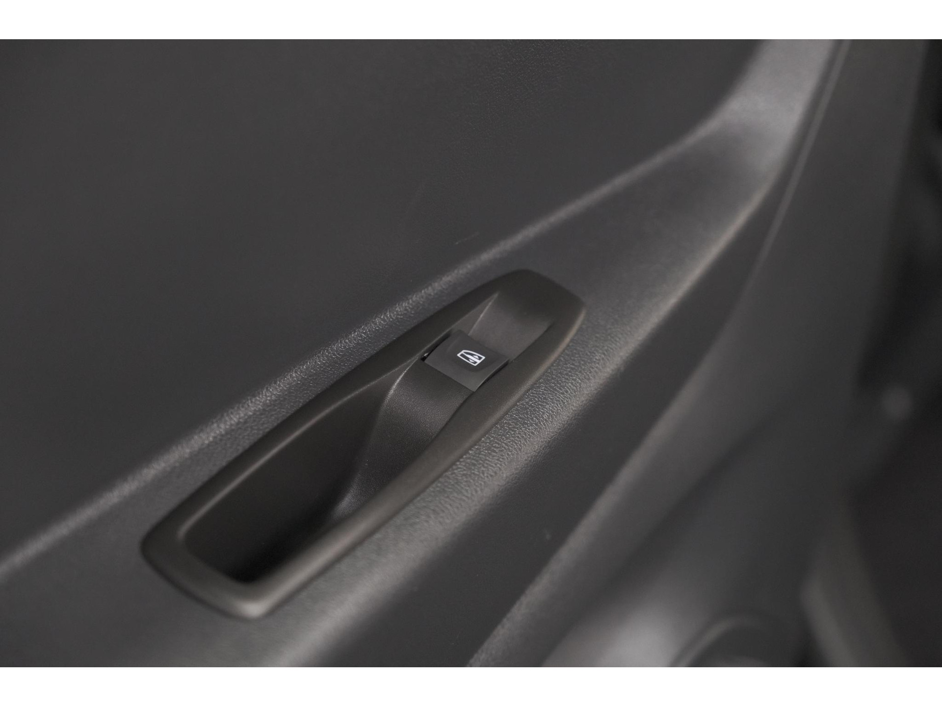 Renault Captur TCe 90 Limited | Trekhaak | Navigatie | Parkeersensoren