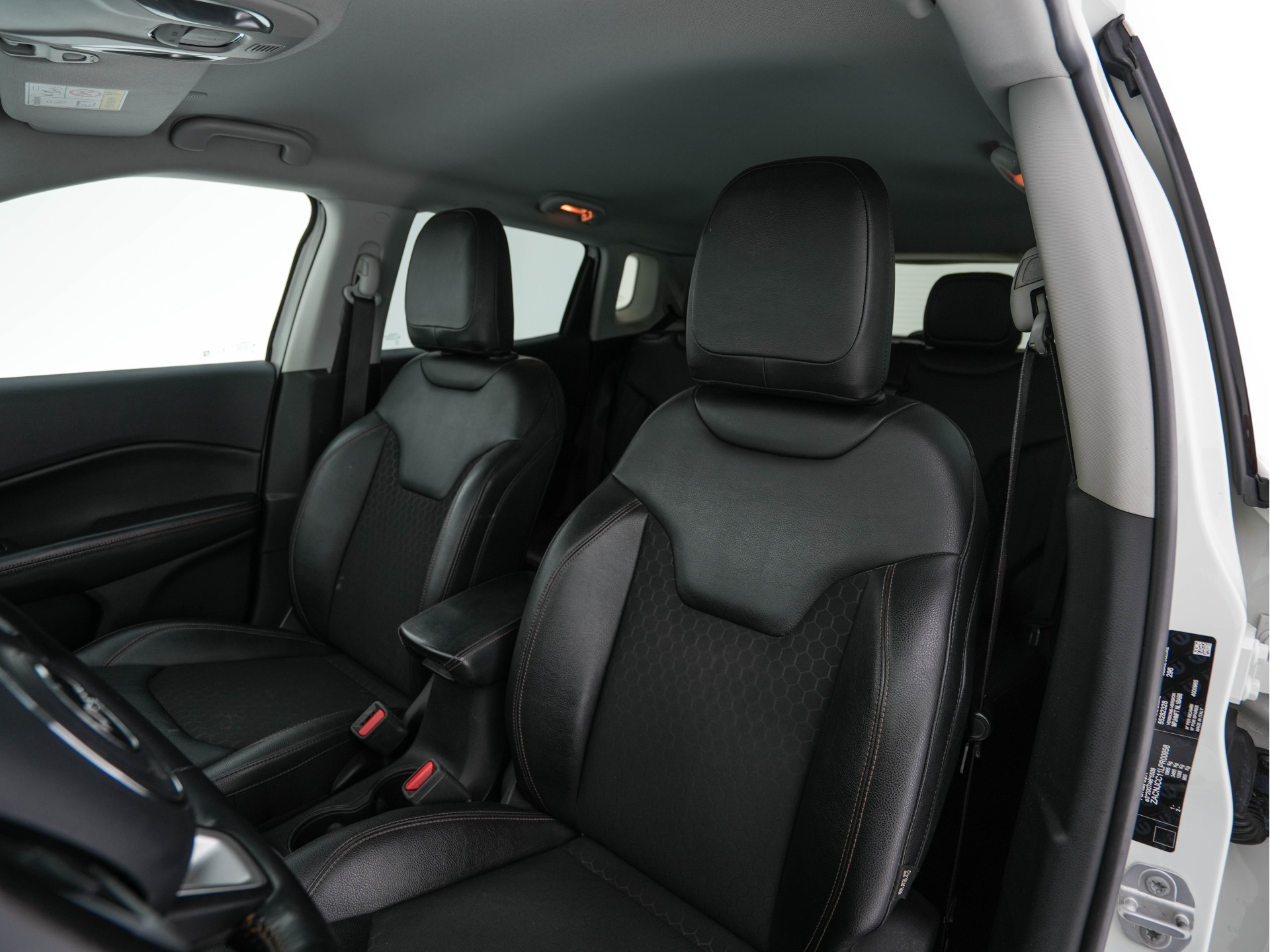 Jeep Compass 1.3T Limited (INCL-BTW) *LEATHER-MICROFIBRE | FULL-LED | NAVI-FULLMAP | KEYLESS | COMFORTSEATS | CAMERA | PRIVACYGLASS | DAB | ECC | PDC | CRUISE | TOWBAR | LANE-ASSIST | CAPRLAY | 18''ALU*