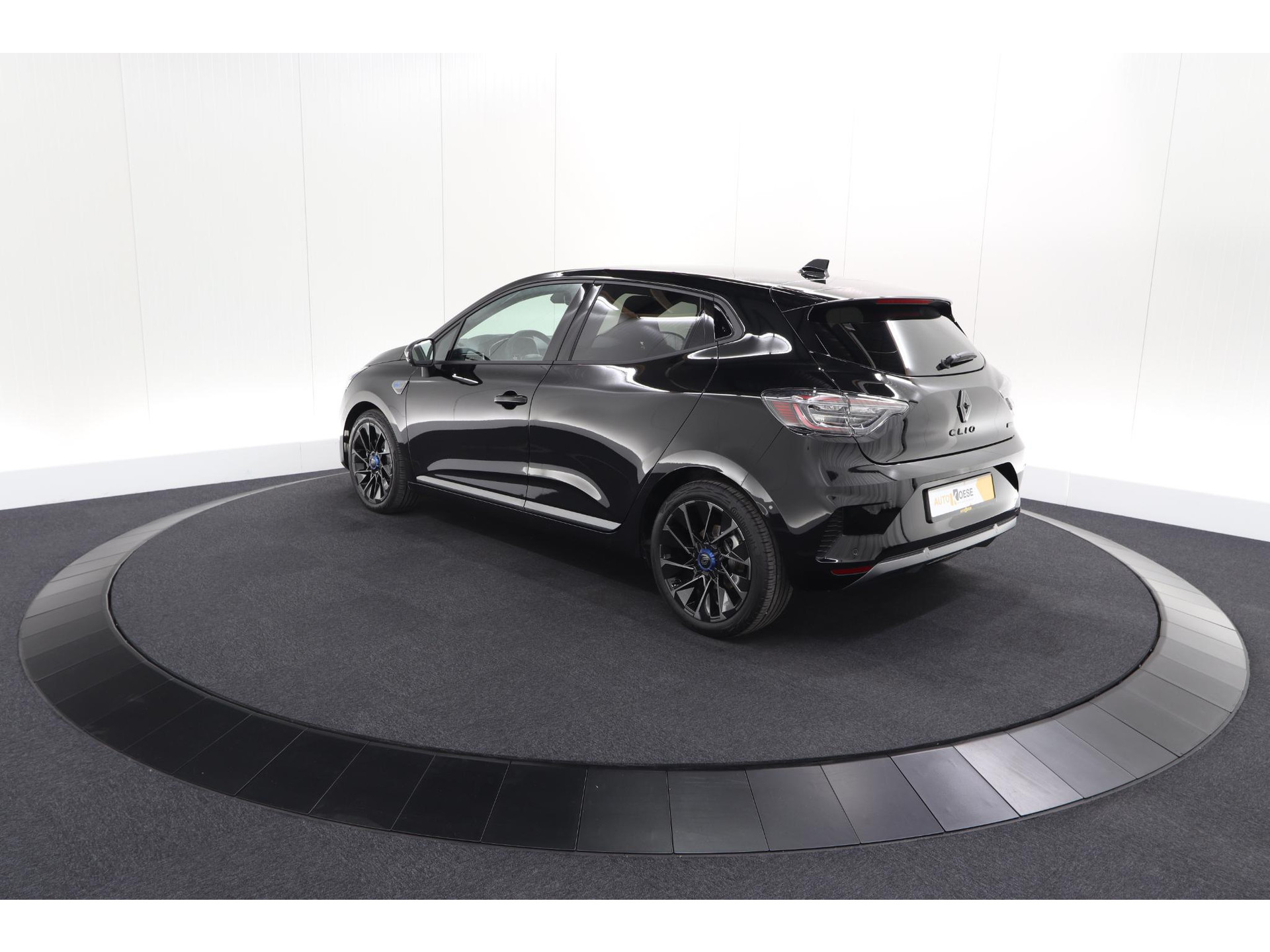 Renault Clio 1.6 E-Tech Full Hybrid 145 esprit Alpine | 360 Camera | Adaptieve Cruise Control | Dodehoekdetectie | 9.3 Inch Infotainmentscherm