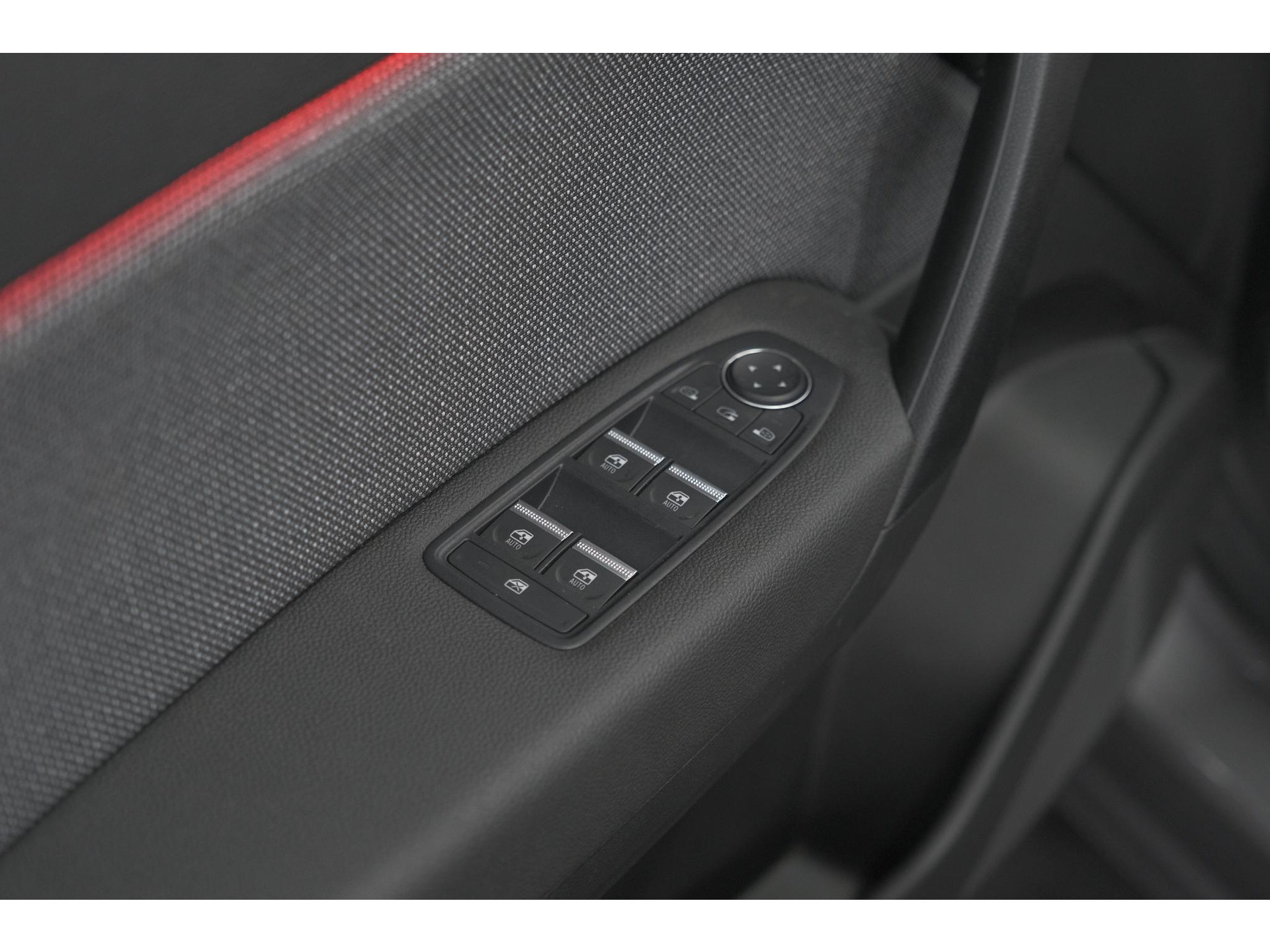 Renault Captur 1.8 E-Tech Full Hybrid 160 Techno | Camera | Adaptieve Cruise Control | Navigatie