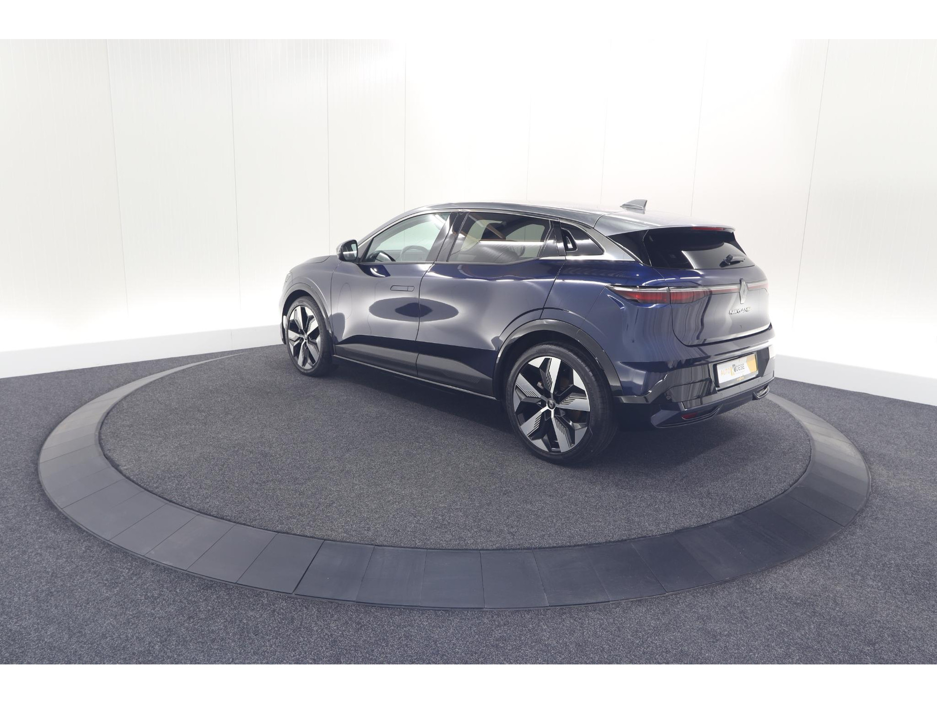 Renault Megane E-Tech EV40 Boost Charge Techno | Pack Winter | Camera | Apple Carplay