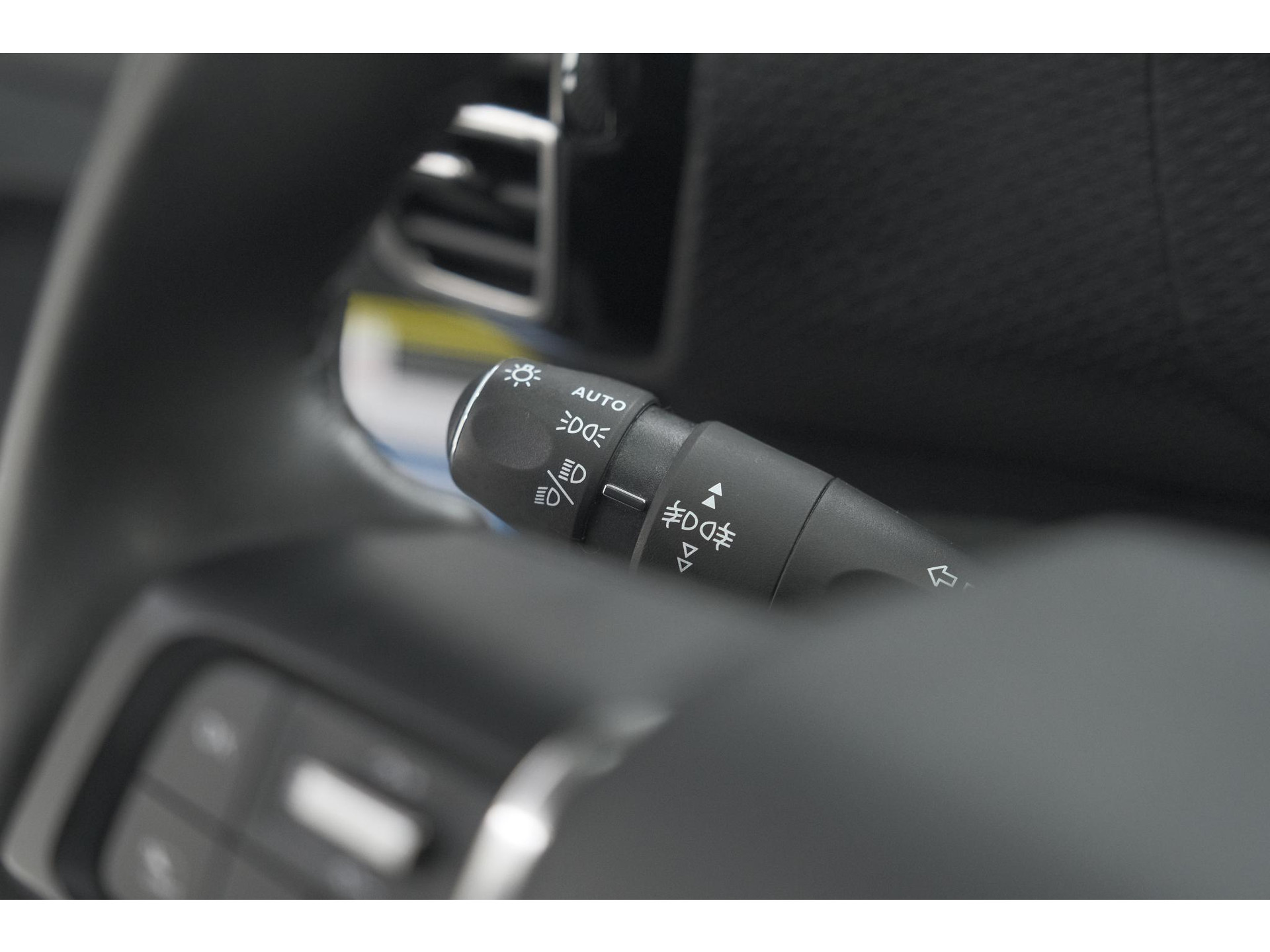 Citroen Ë-C4 Shine 50 kWh | Elektrisch Panoramadak | Camera | Adaptieve Cruise Control