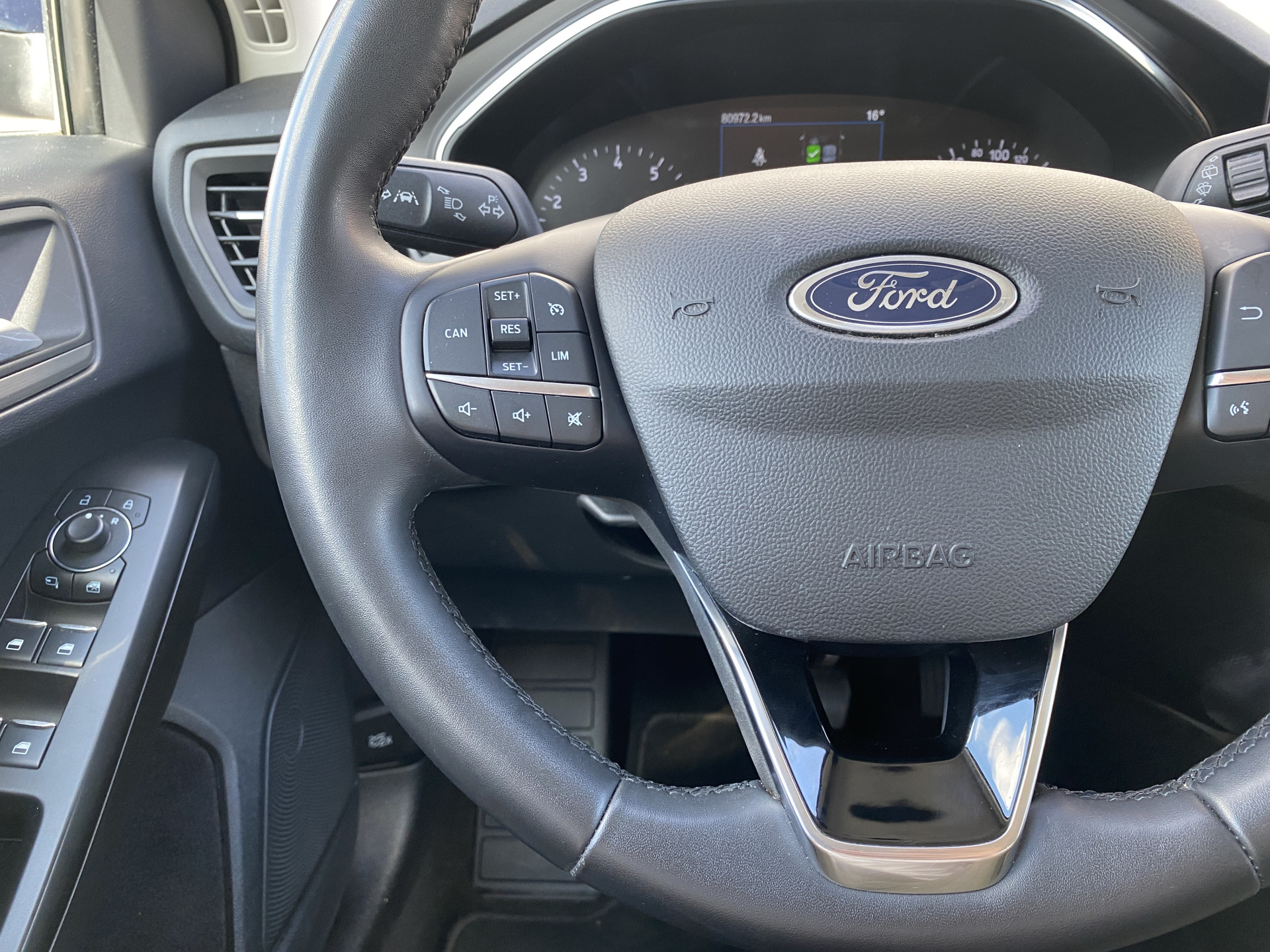 Ford Focus Wagon 1.0 EcoBoost Hybrid 155 pk Titanium AUT. | 1e eigenaar | dealer onderh. | navigatie | cruise control | BTW auto