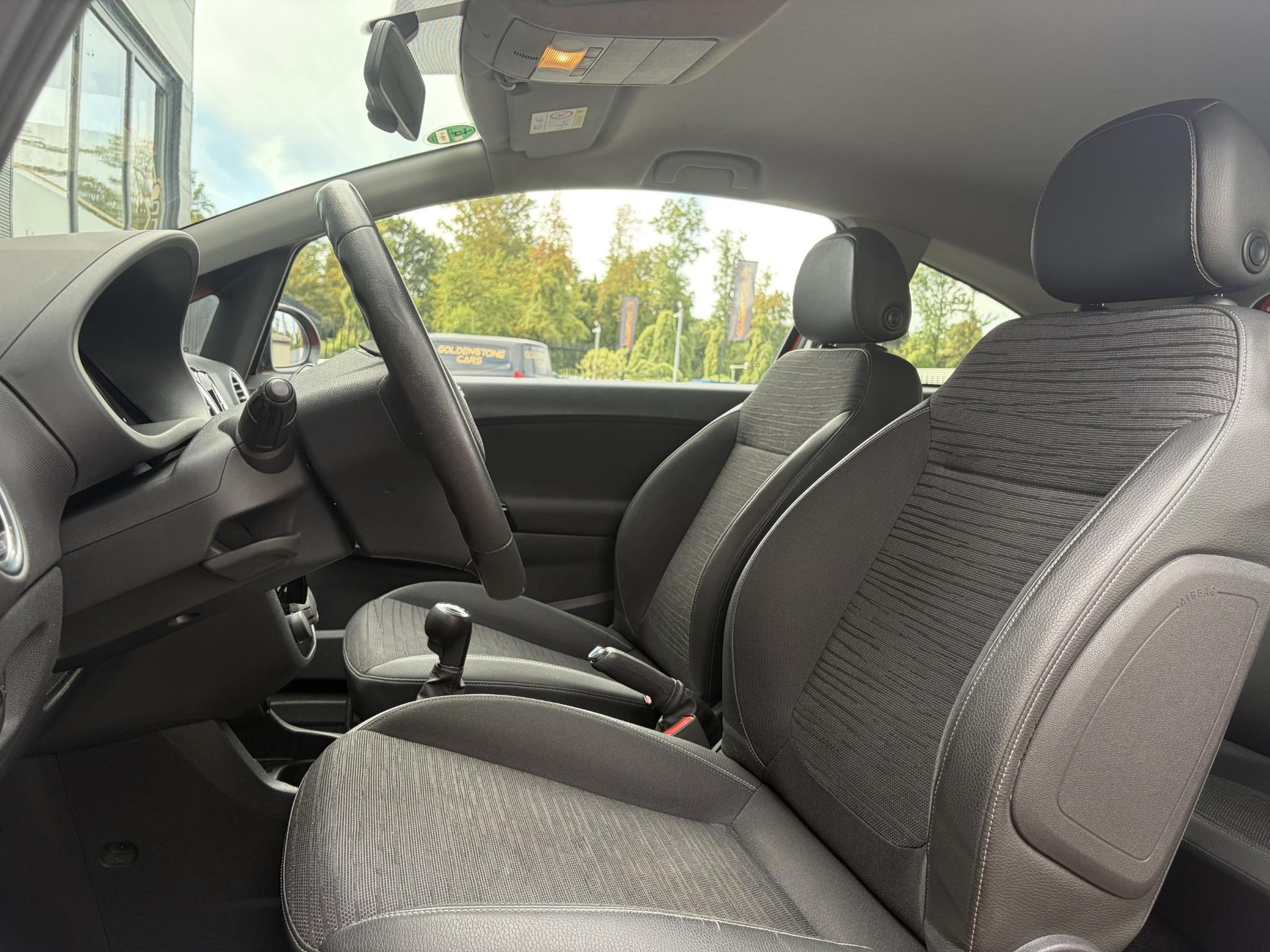 Opel Corsa 1.4-16V BlitZ ✓1e Eigenaar✓Navi✓Trekhaak✓Clima✓Cruise✓Halfleder✓Lm velgen✓Pdc✓102pk✓Zeer Zuinig✓N.A.P✓Apk tot 09-2027