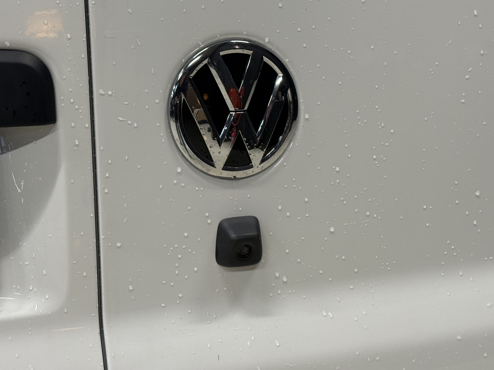 Volkswagen Transporter 2.0 TDI L2H1 30 DC Highline | Origineel NL | Apple carplay  | Camera | Trekhaak |