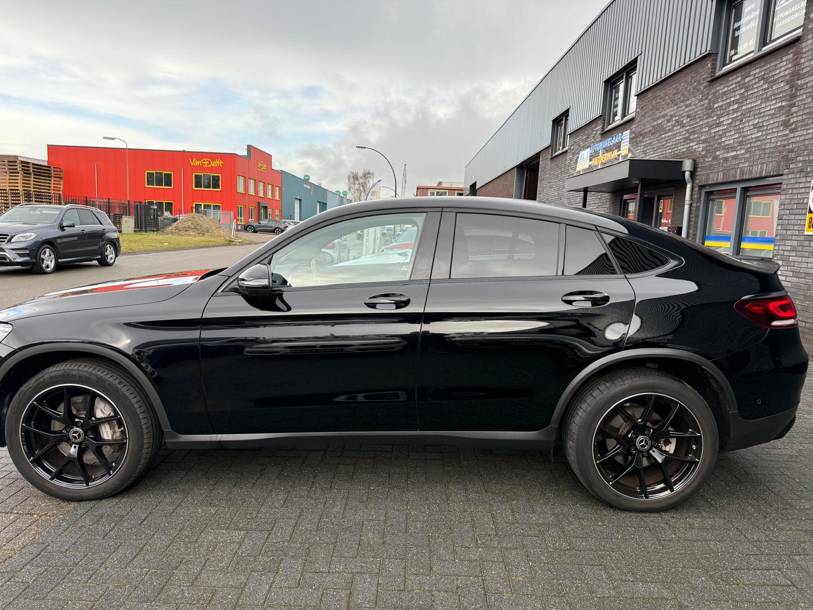 Mercedes-Benz GLC-klasse Coupé 300e 4MATIC Premium | 1E EIGENAAR | 3/6/12MND GARANTIE | DAB | LED | CARPLAY | SFEERVERLICHTING | CRUISE | CAMERA |