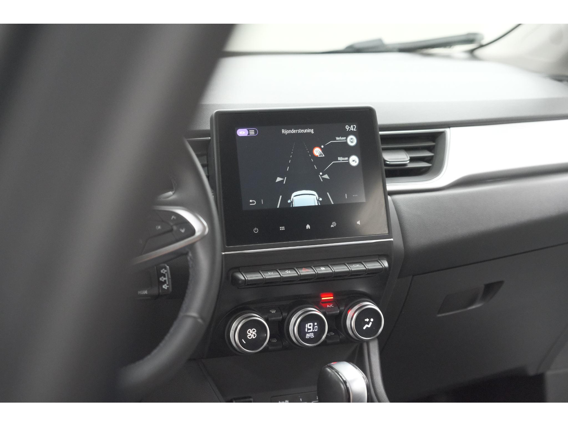 Renault Captur 1.6 E-Tech full hybrid 145 techno | Camera | Parkeersensoren | Climate control | Keyless