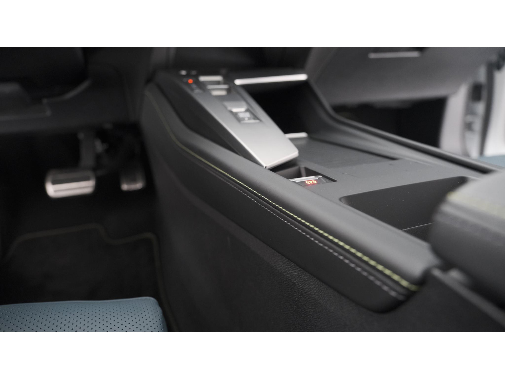 Peugeot 308 PureTech 130 GT Pack Business | Camera | Dodehoekdetectie | Apple Carplay