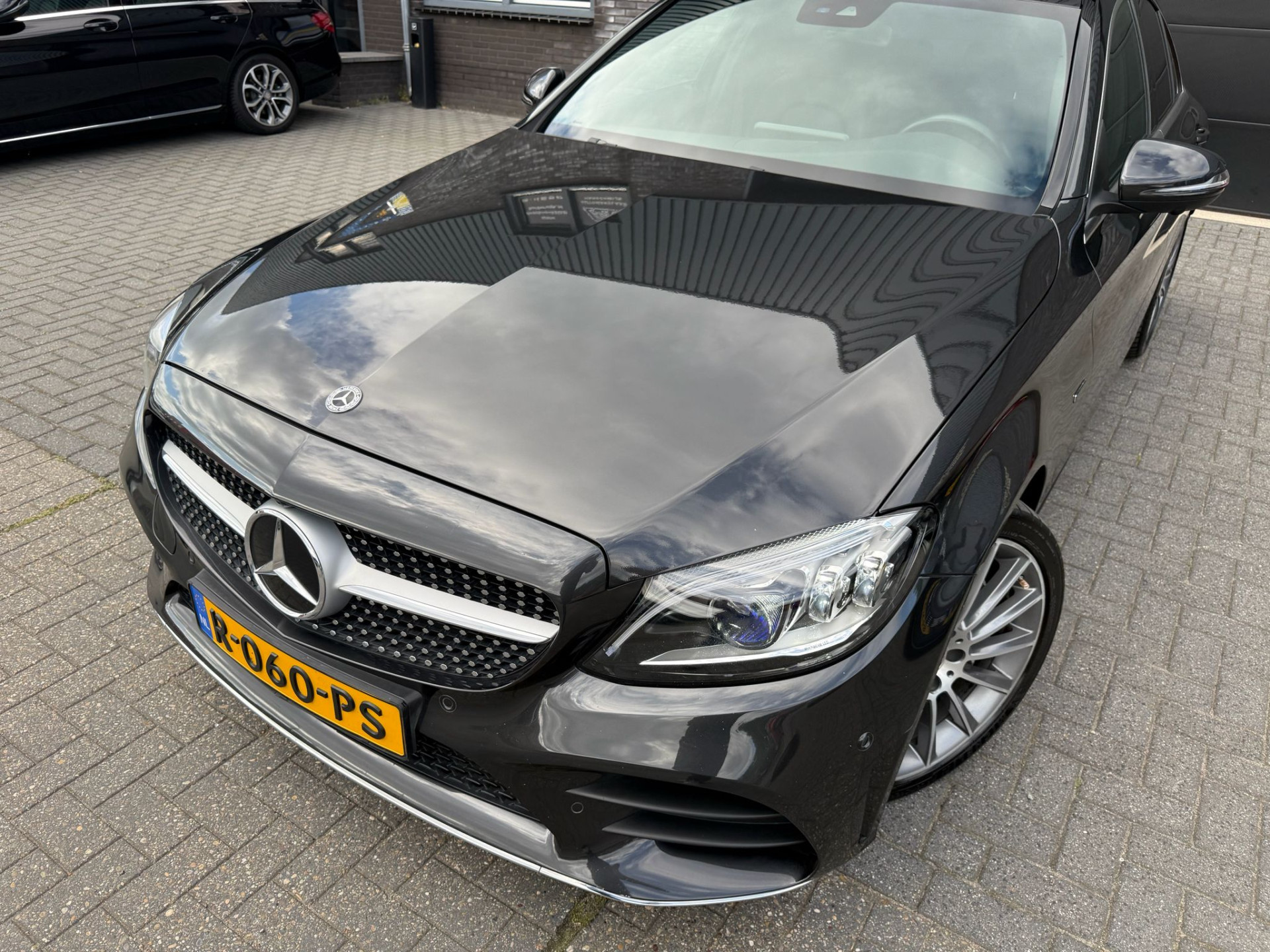 Mercedes-Benz C-klasse 300 e Advantage Pack | 3/6/12MND GARANTIE | AUTOMAAT | CRUISE | LED | LEDER | 360 CAMERA | SFEER | CARPLAY | NAVI |