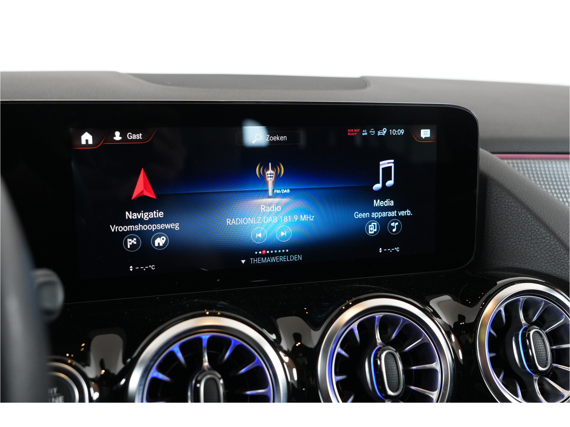 Mercedes-Benz GLA-klasse 250 e AMG Line 218 pk PHEV | SOH 94% | Pano | Camera | Ambient | Digi dash |