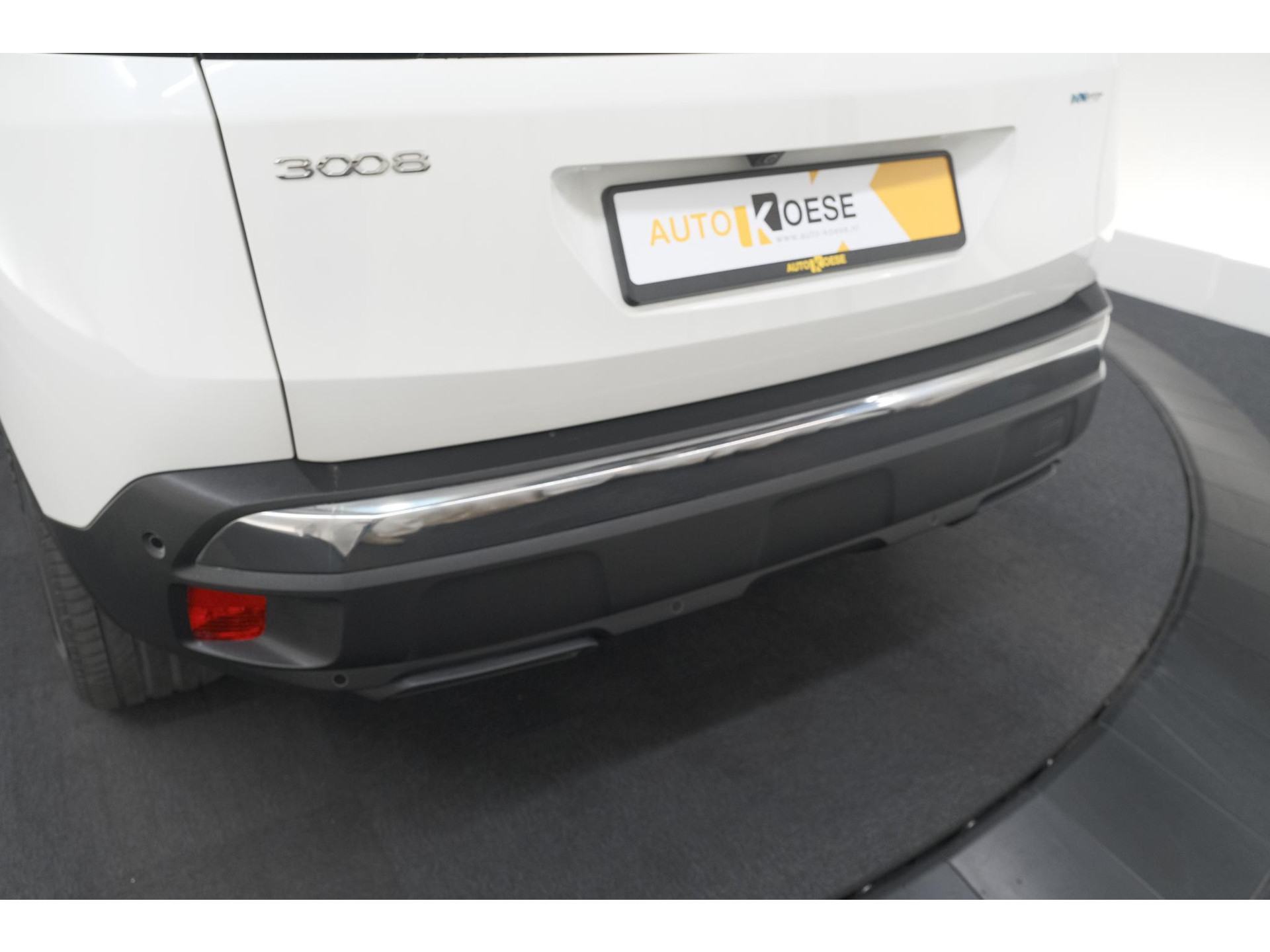 Peugeot 3008 1.6 Plug-in HYbrid 225 Allure | Camera | Dodehoekdetectie | Navigatie | Apple Carplay
