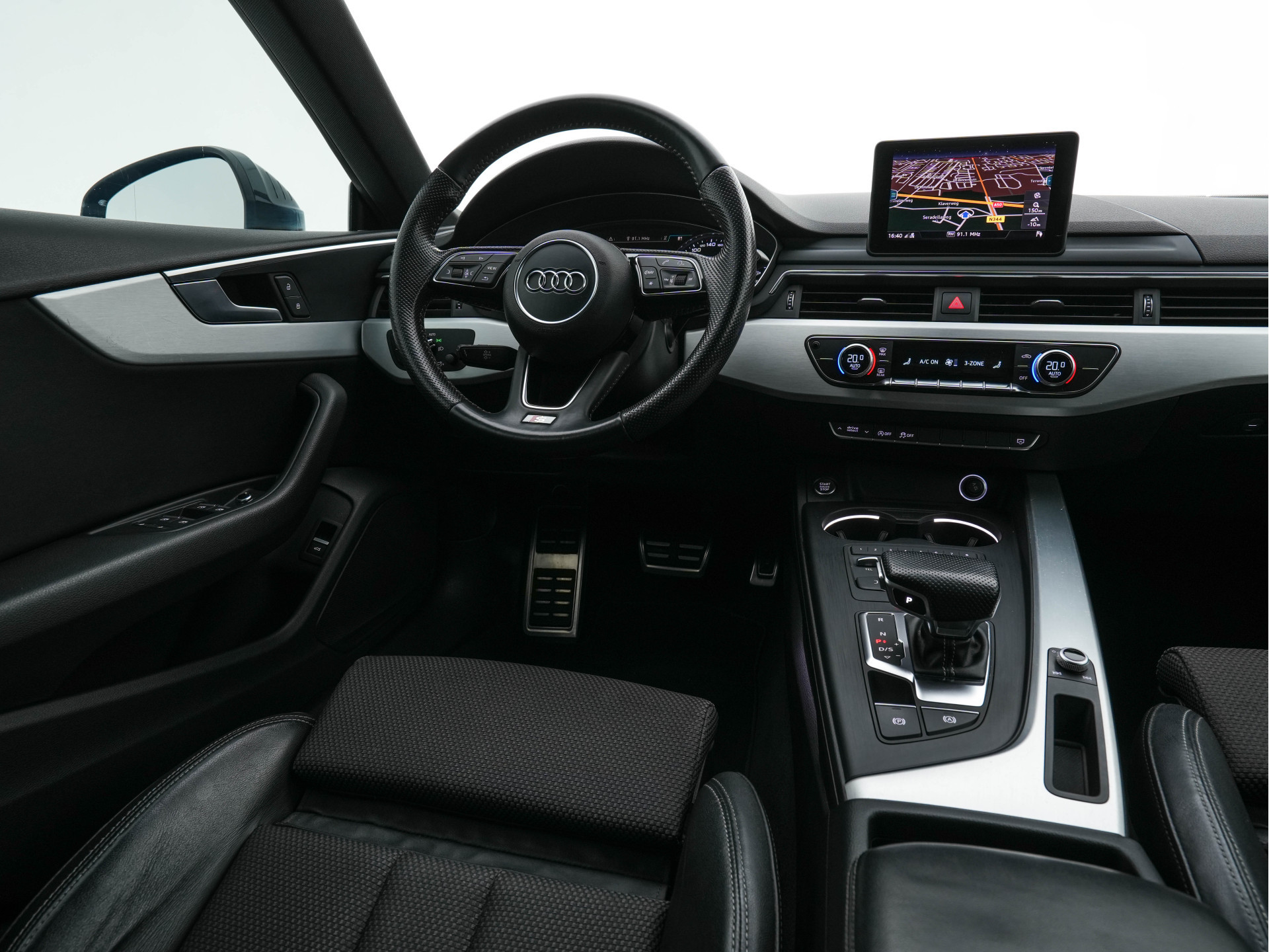 Audi A5 Sportback 1.4 TFSI S-Line Competition Aut. *FULL-LED | LEATHER-FABRIC | SPORT-SEATS | NAVI-FULLMAP | SHIFT-PADDLES | PRIVACY-GLASS | ECC | PDC | CRUISE | 18''ALU*