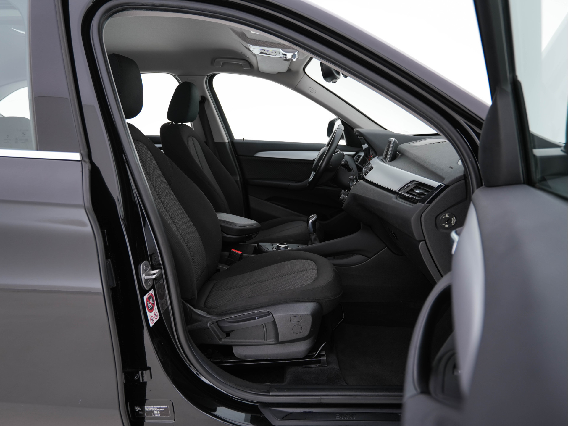 BMW X1 sDrive16d Centennial Executive *NAVI-FULLMAP | FULL-LED | ECC | PDC | CRUISE | COMFORT-SEATS | TOWBAR | 17''ALU *