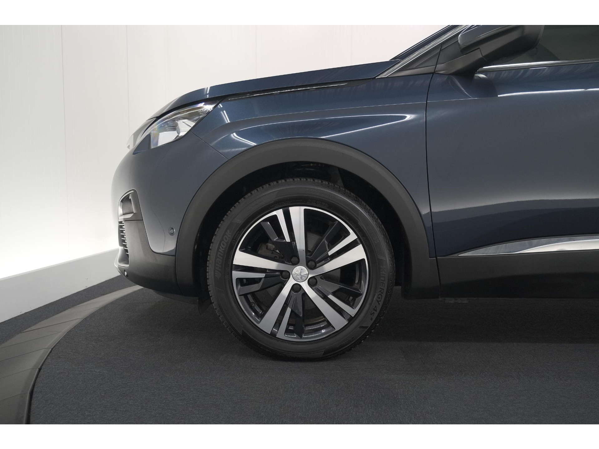Peugeot 5008 PureTech 130 EAT8 Crossway | Trekhaak | Camera | Navigatie | Apple Carplay