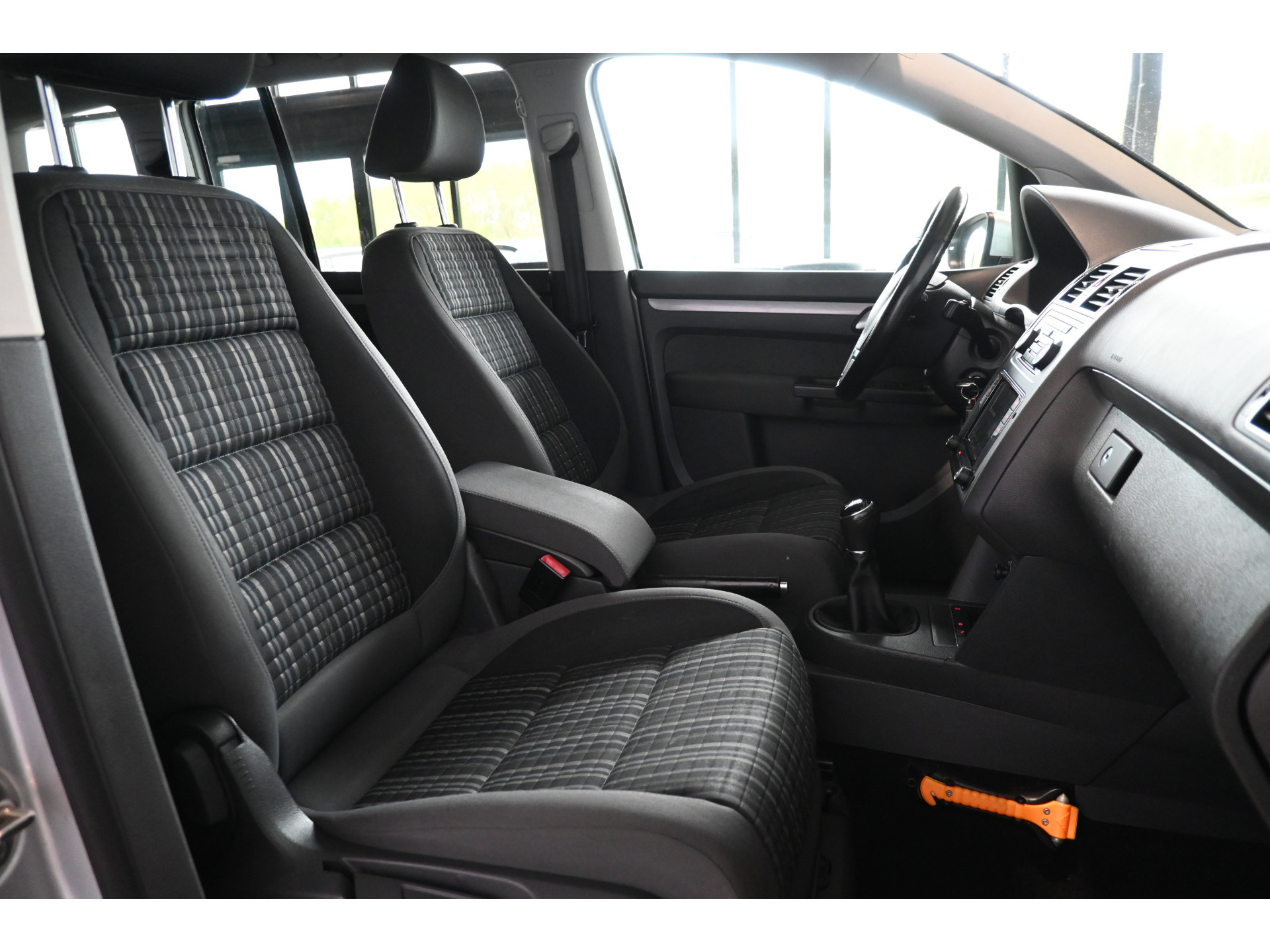 Volkswagen Touran 1.4 TSI Cross Climate control Trekhaak Cruise control PDC Inruil Mogelijk!