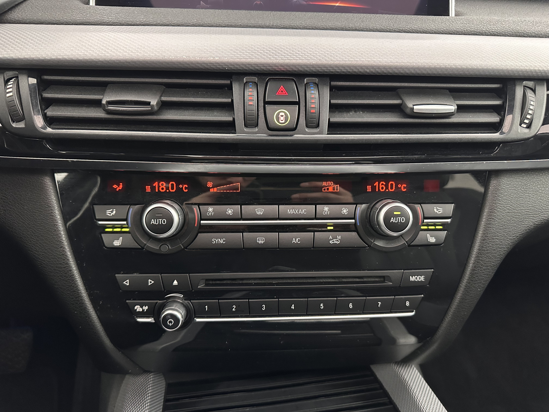 BMW X5 xDrive40e iPerformance High Executive Aut. *PANO | HEAD-UP | LEATHER | XENON | HIFI-SOUND | MEMORY-PACK | NAVI-FULLMAP | CAMERA | ECC | PDC | CRUISE | 19''ALU | TOWBAR*