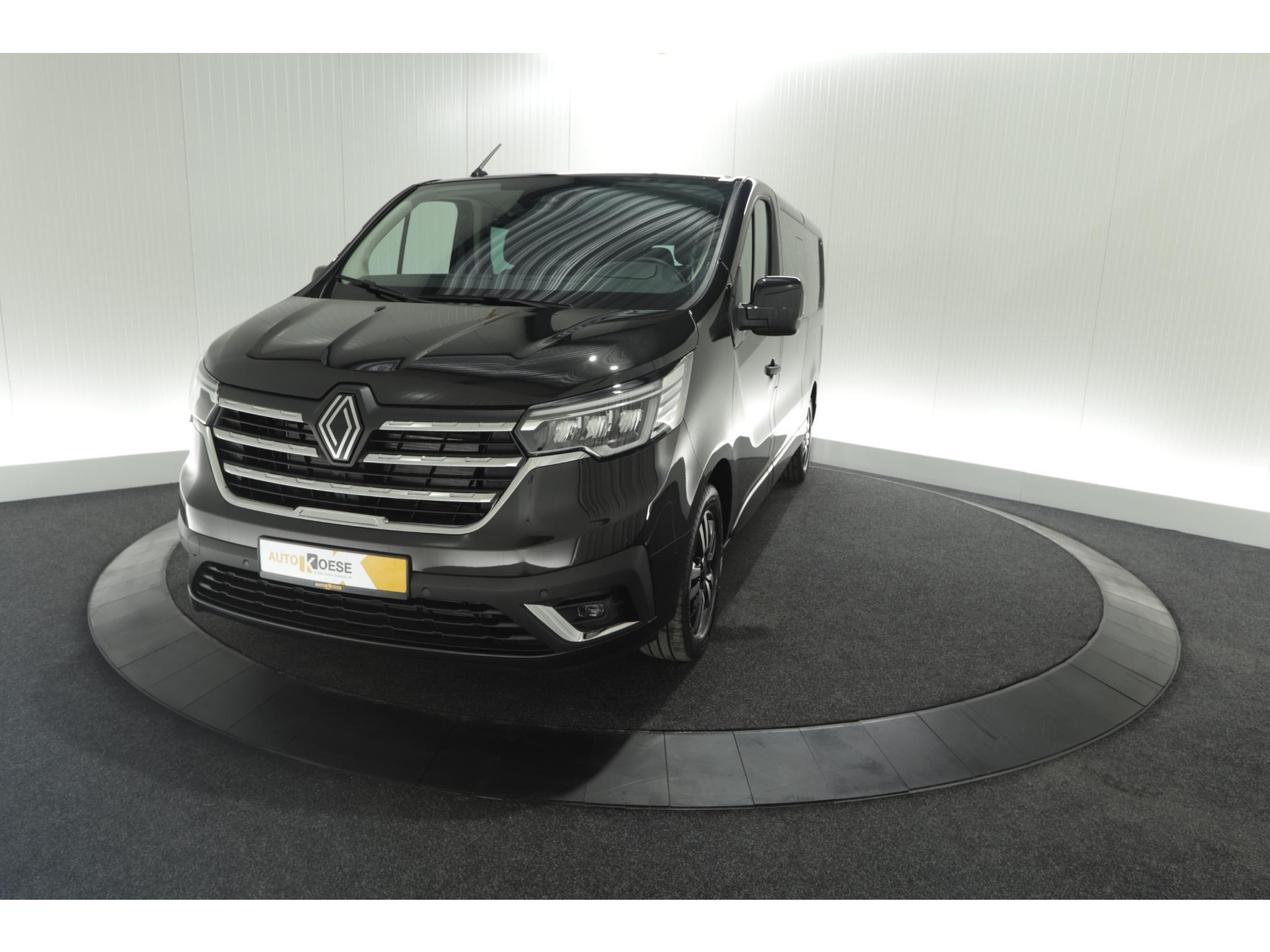 Renault Trafic 2.0 Blue dCi EDC 170 T29 L2H1 Extra DC | 6 Zitlplaatsen | Camera | Navigatie | Climate Control | Dubbele Cabine