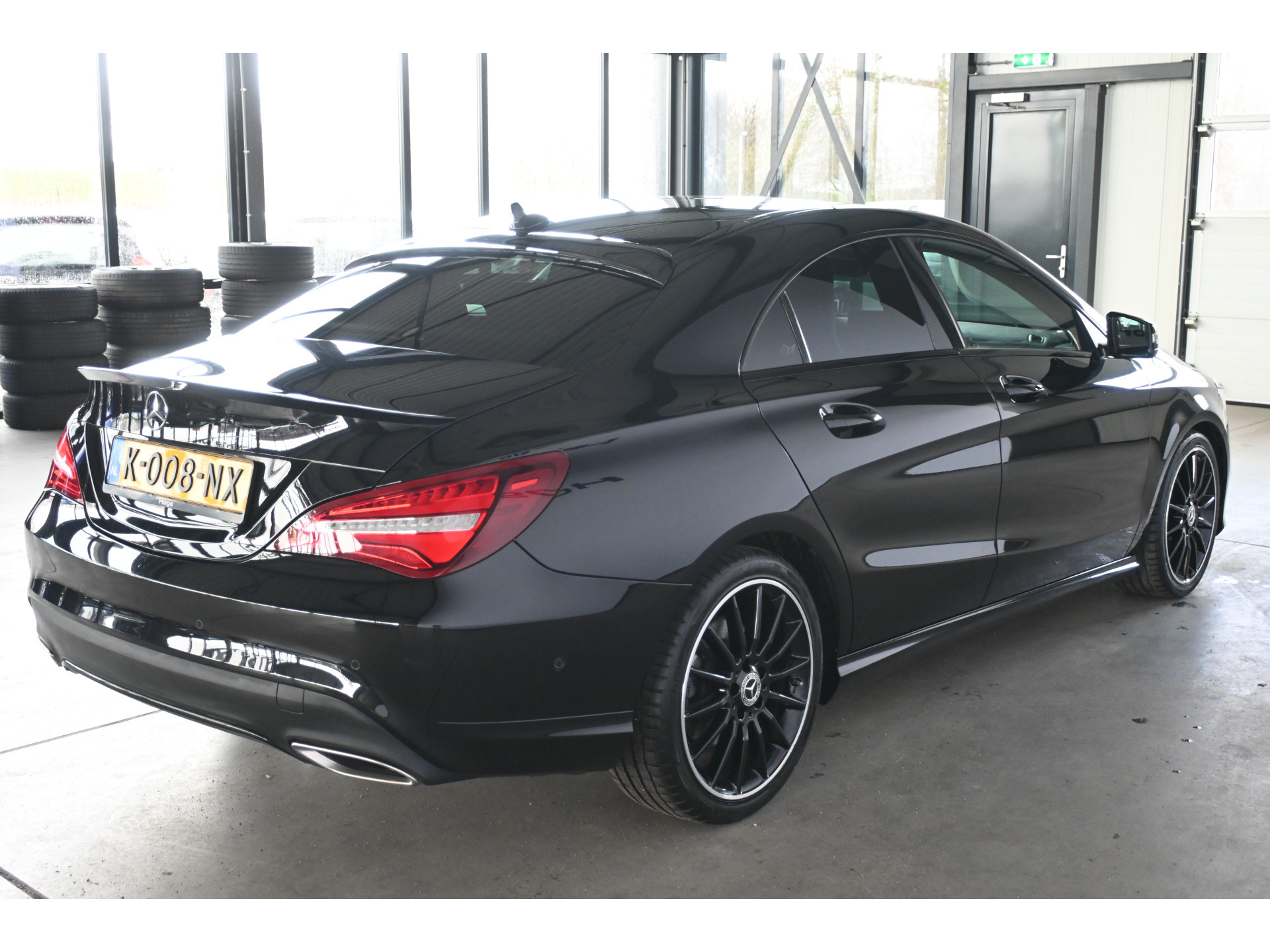 Mercedes-Benz CLA-klasse 200 Prestige AMG Automaat Clima Navigatie LED Rijklaarprijs Inruil Mogelijk!