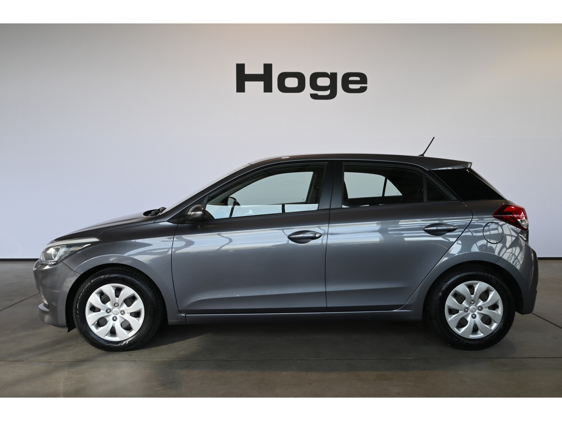 Hyundai i20 1.2 HP i-Motion Nap! Airco Cruise control Trekhaak Rijklaarprijs Inruil Mogelijk!