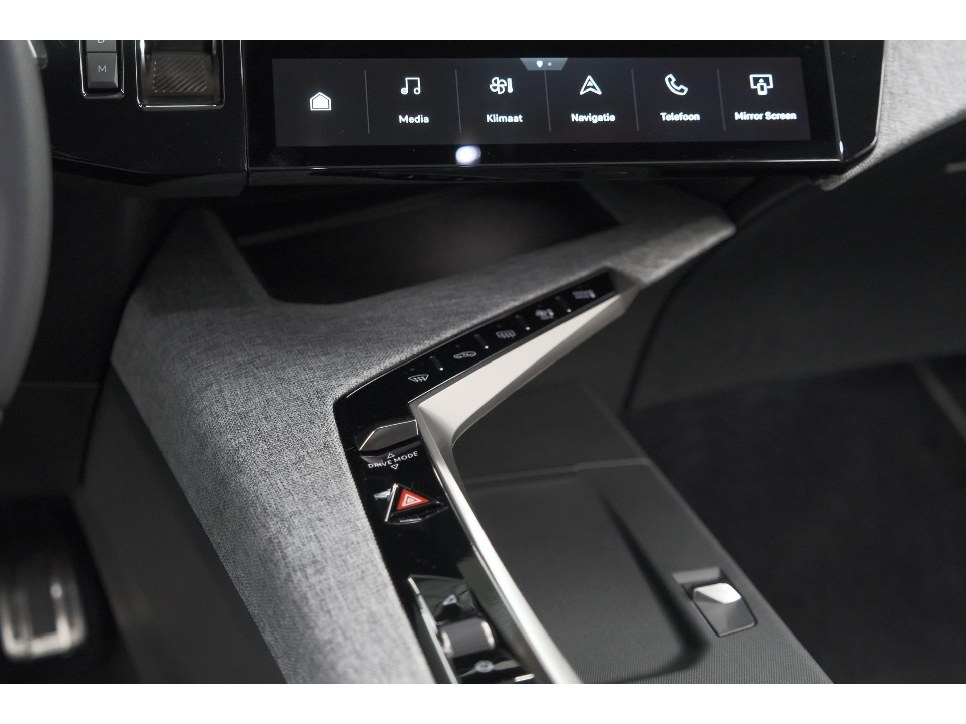 Peugeot 3008 1.2 Hybrid 136 GT | Pack Winter | Camera | Adaptieve Cruise Control | Elektrische Kofferklep