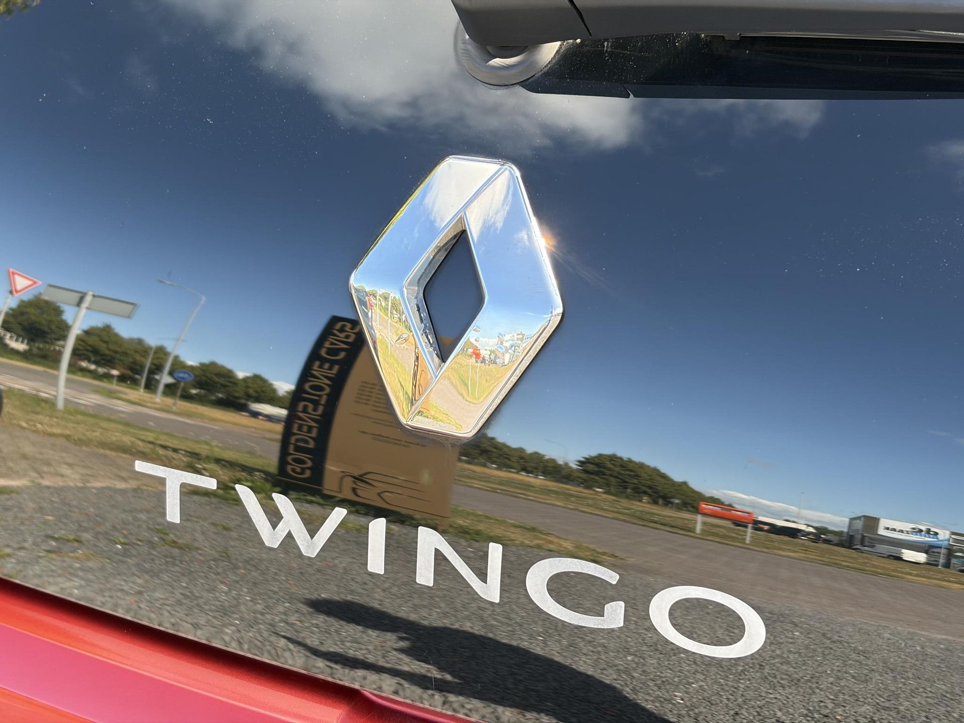 Renault Twingo 1.0 SCe Dynamique Dealer Onderhouden l Airco l Cruise l Recent beurt gehad l Lm velgen l Weinig Km l N.A.P l Apk tot 05-2027