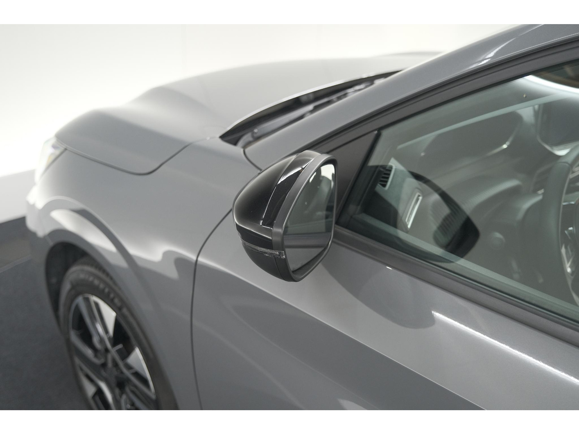 Peugeot 208 PureTech 100 Allure | Apple Carplay | Parkeersensoren | Climate Control