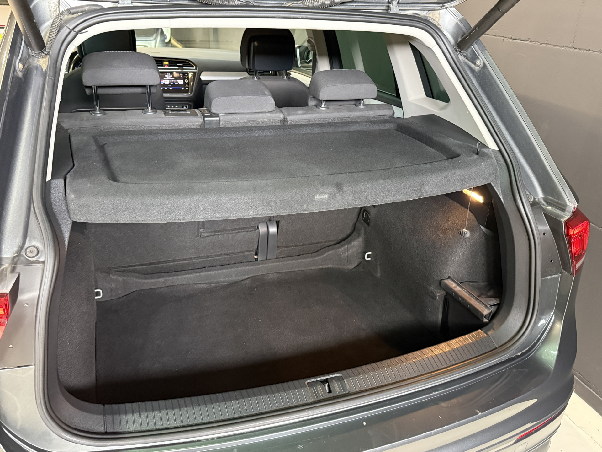 Volkswagen Tiguan 1.5 TSI ACT Comfortline | Apple Carplay | ACC | Trekaak | Draadloze lader