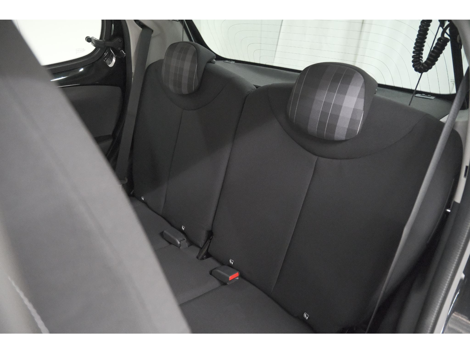 Peugeot 108 1.0 e-VTi Active | Unieke Auto! | Automaat | Airco | Getint Glas | Bluetooth Radio | 5 Deurs