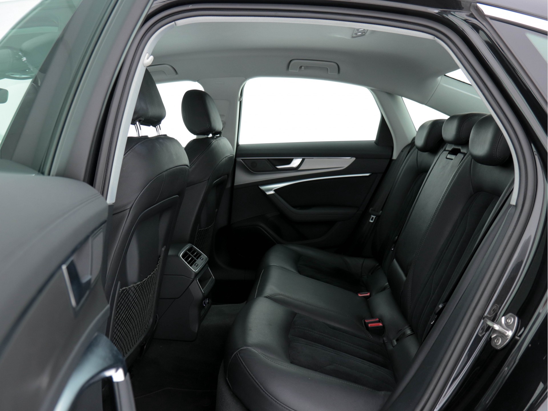 Audi A6 40 TDI Sport Launch-Edition Mild-Hybrid (INCL-BTW) Aut * LEATHER-ALCANTARA | DIGI-COCKPIT | FULL-LED | NAVI-FULLMAP | MEMORY-PACK | HEATED-SPORTSEATS | AUDI-SOUND | KEYLESS | CRUISE | LANE-ASSIST | PDC | ECC | 19"ALU*