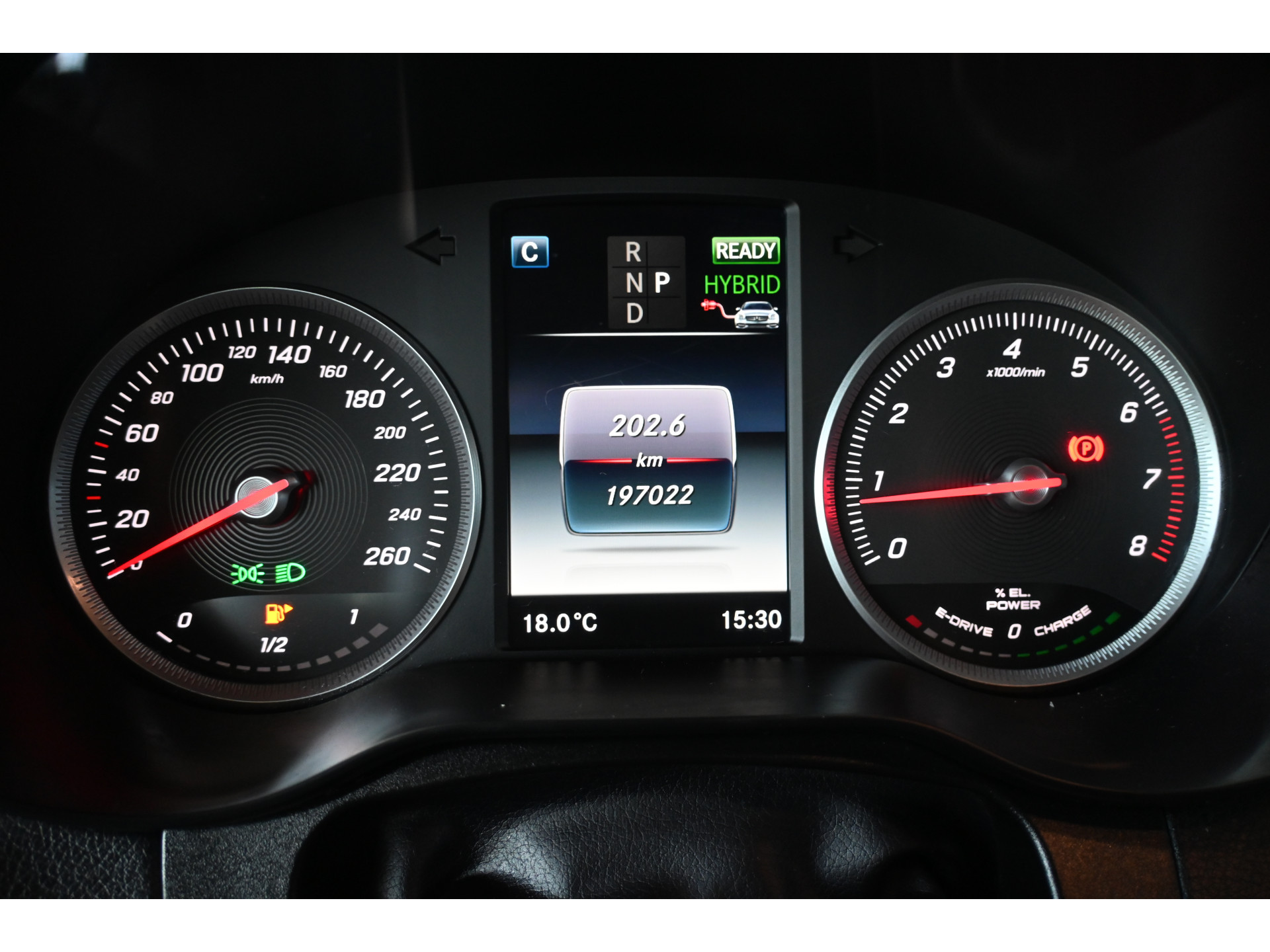 Mercedes-Benz GLC-klasse 350e 4MATIC Business Solution Automaat Navigatie Stoelverwarming Trekhaak Rijklaaprijs! Inruil Mogelijk!
