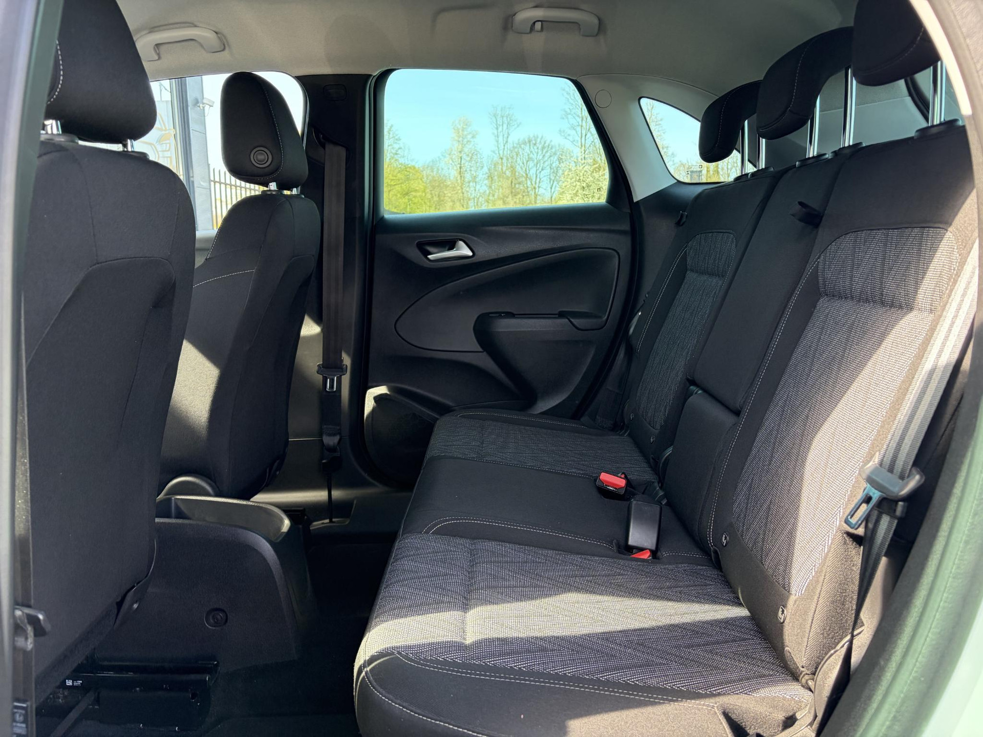 Opel Crossland X 1.2 Turbo Edition 2020 110pk,Dealer Onderhouden,Camera,Apple Carplay/Android Auto,Clima,Cruise,Pdc V+A,Rijstrooksensor,6 Bak,N.A.P,Bj 12-2020,Apk tot 01-2027
