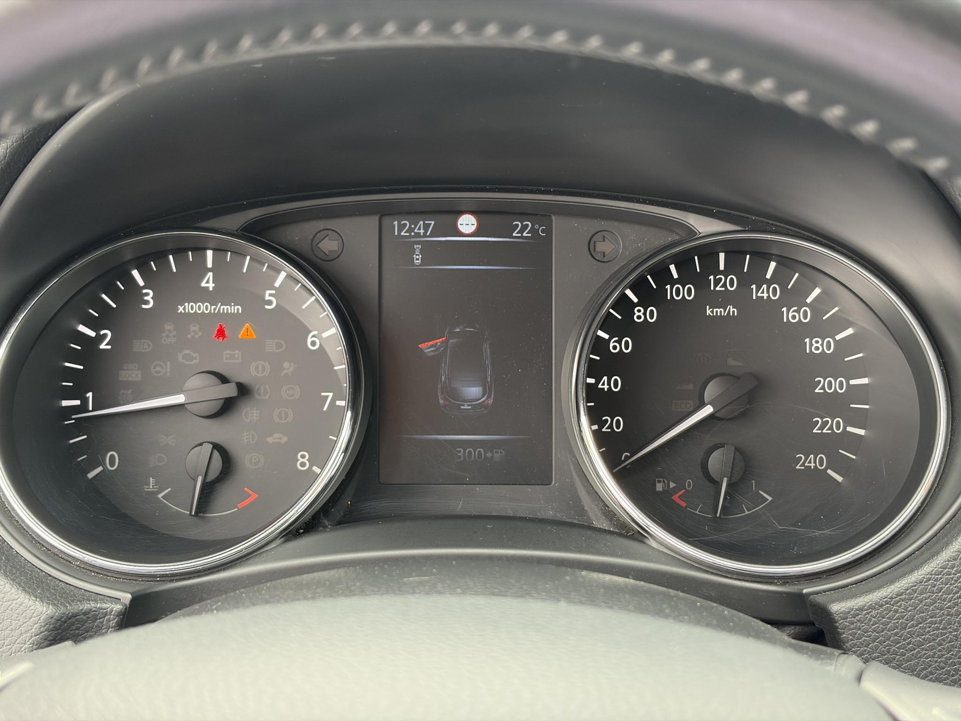 Nissan Qashqai 1.2 N-Connecta 360° Camera,Trekhaak,Navi,Pdc V+A,Keyless,6 Bak,Clima,Cruise,2e Eigenaar,115pk,Lm velgen,Apk tot 09-2027