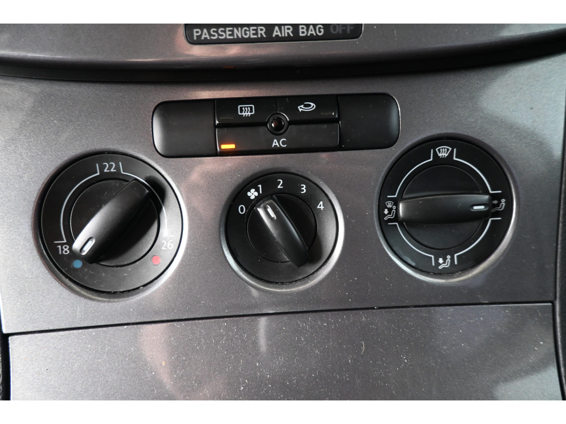 Volkswagen Passat Variant 1.9 TDI Trendline BlueMotion Airco Cruise control Trekhaak Inruil Mogelijk!