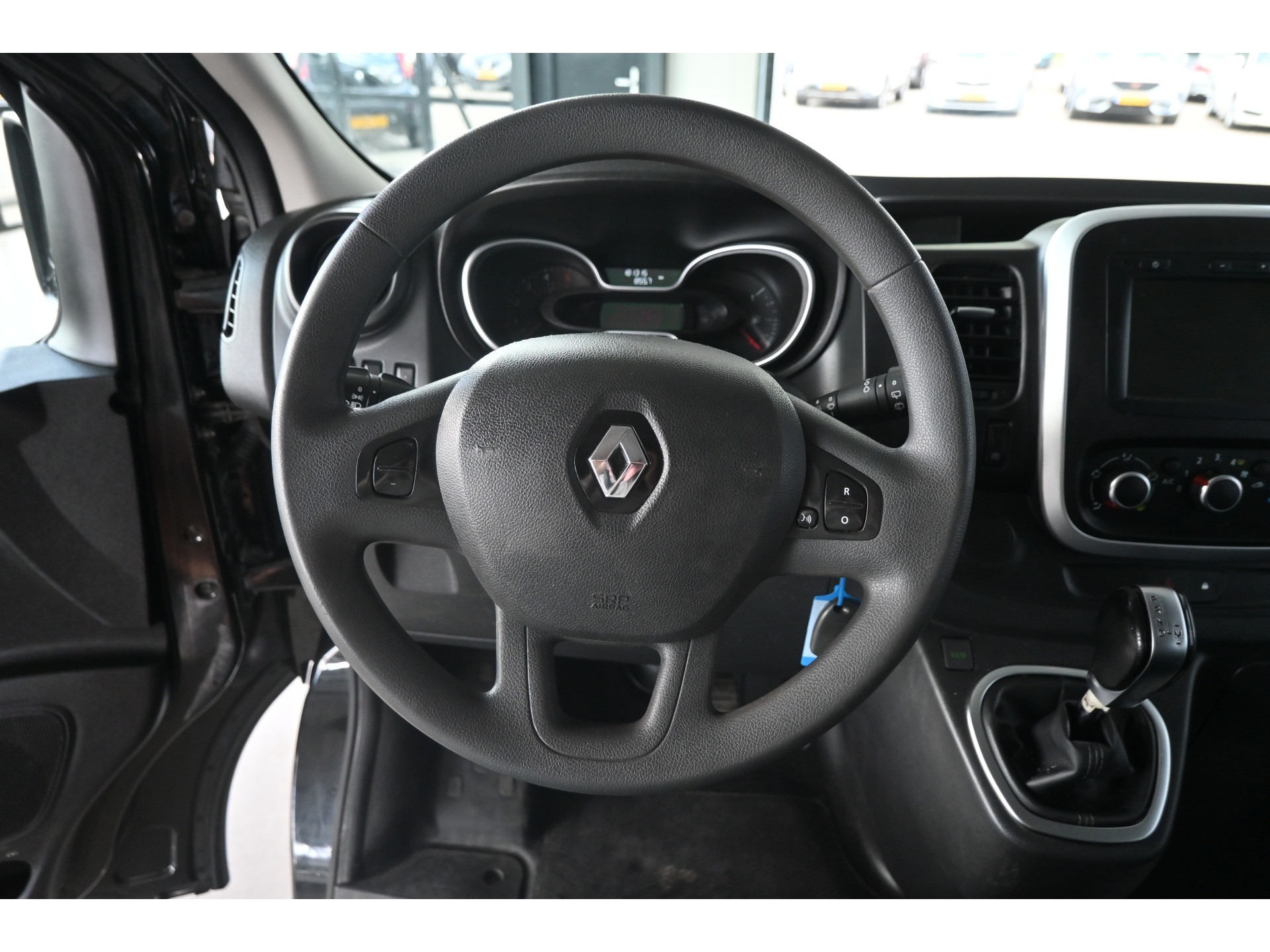 Renault Trafic 2.0 dCi Automaat 145 T29 L2H1 DC Comfort Airco Navigatie LED 1e Eigenaar Rijklaarprijs! Inruil Mogelijk!