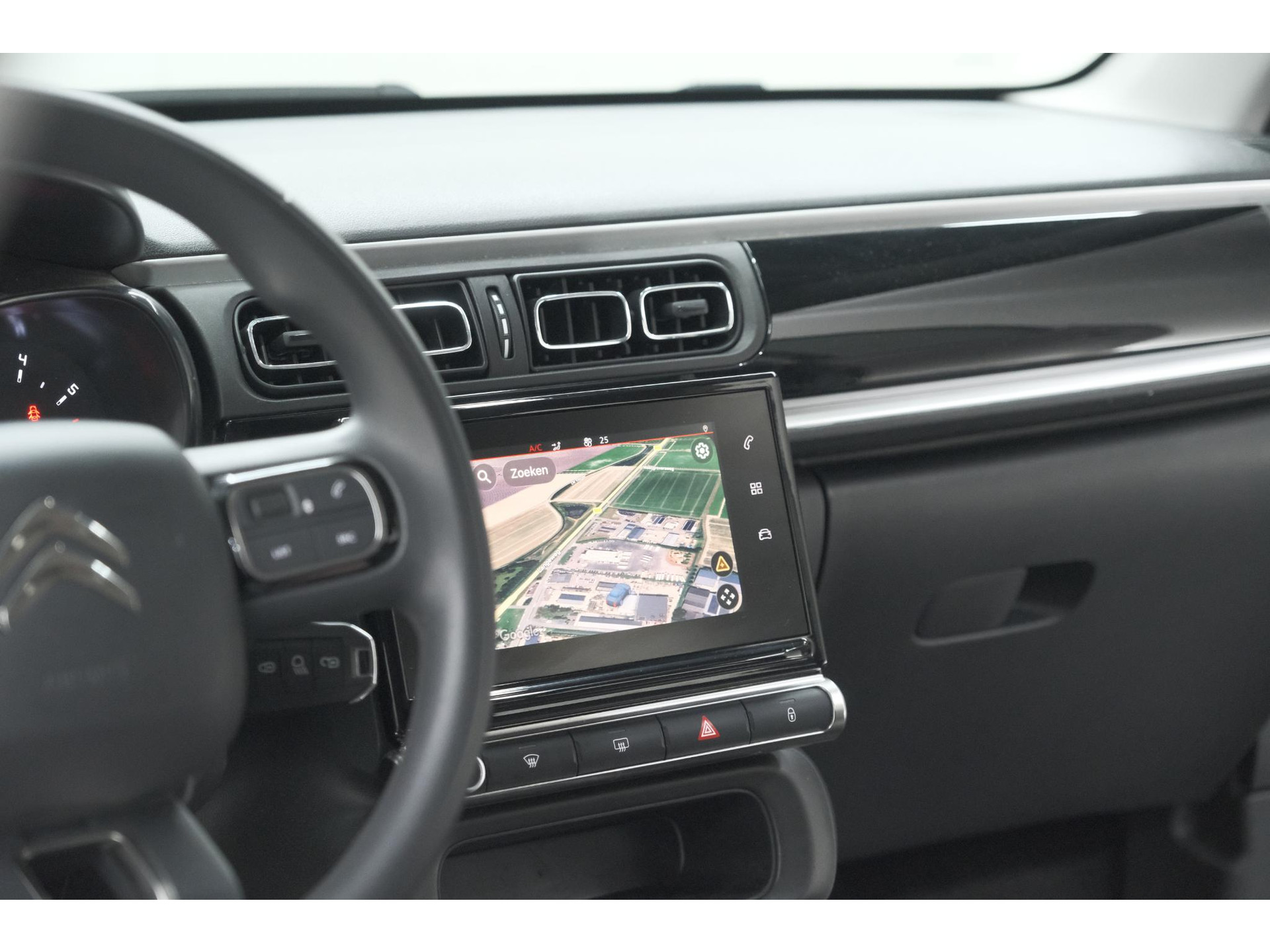 Citroen C3 PureTech 110 EAT6 C-Series | Apple Carplay | Parkeersensoren | Climate Control