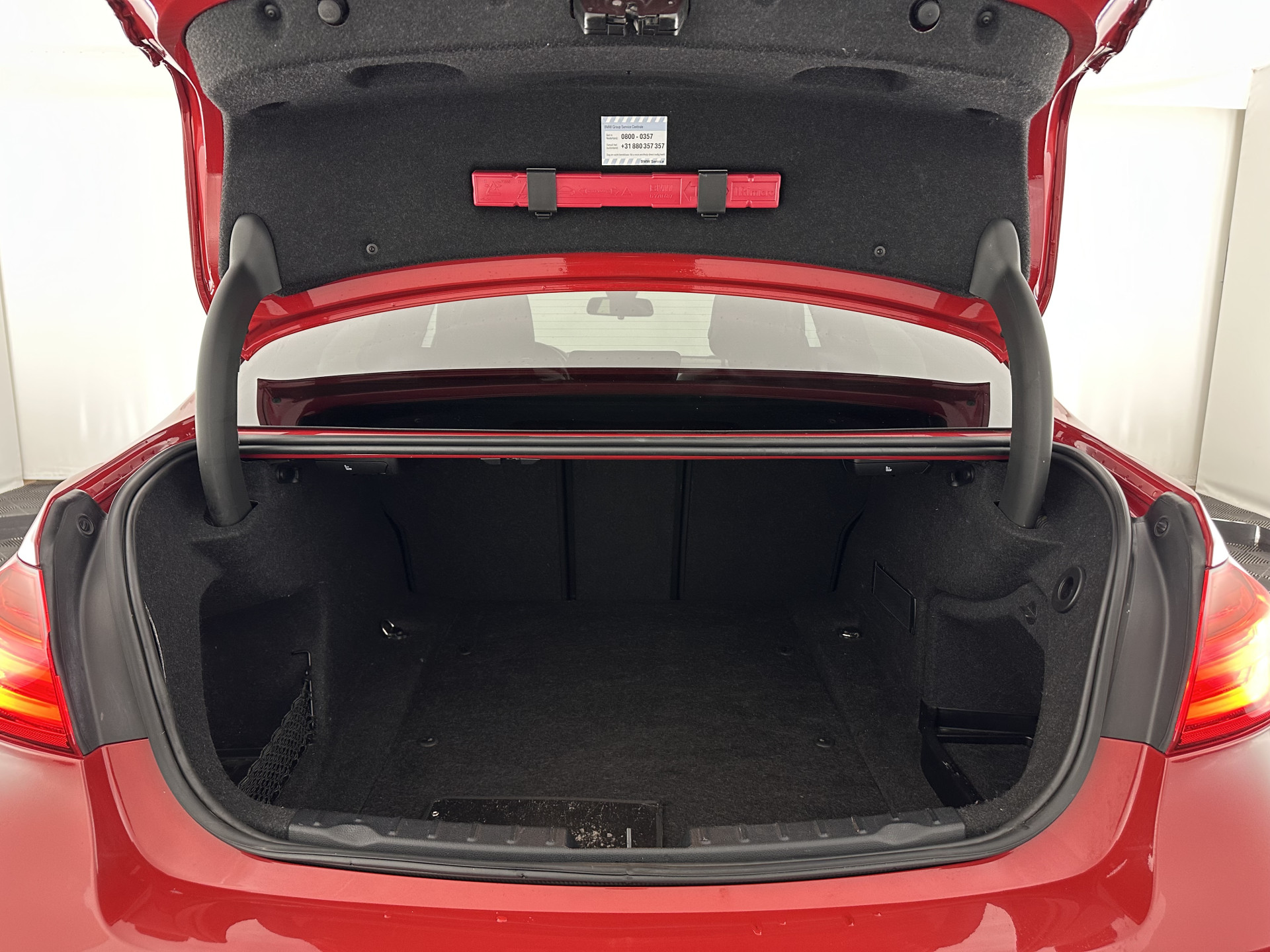 BMW 3-serie 330d M-Sportpack High Executive Aut. *PANO | LEATHER | XENON | ADAPTIVE-CRUISE | HARMAN/KARDON | MEMORY-PACK | BLINDSPOT | HEATED-SPORTSEATS | CAMERA | DAB | KEYLESS | ECC | HEAD-UP | PDC | SHIFTPADDLES | TOWBAR |  18''ALU