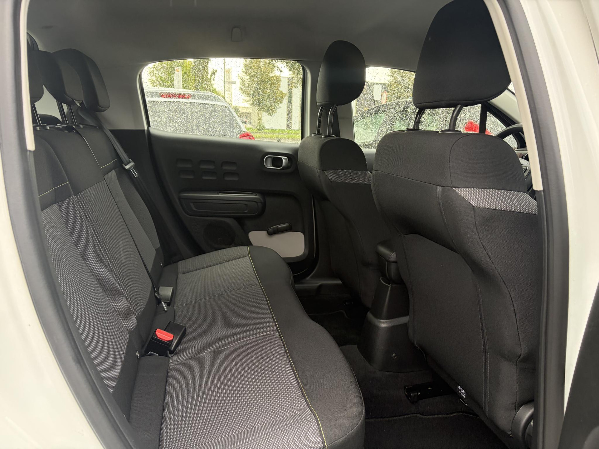 Citroen C3 1.2 PureTech Feel 105g ✓Nieuwe D-riem✓Airco✓Cruise✓Pdc✓Rijstrooksensor✓Pdc✓Net beurt gehad✓2e Eigenaar✓Bj 12-2017✓N.A.P✓Apk tot 06-2026