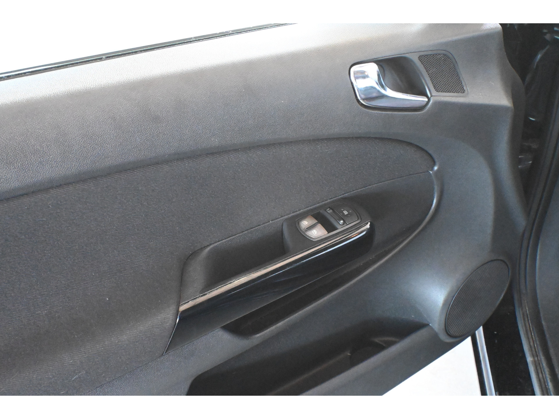 Opel Corsa 1.4-16V Enjoy BIJGELUID IN MOTOR Airco Stuur/Stoelverwarming All in Prijs! Inruil Mogelijk!