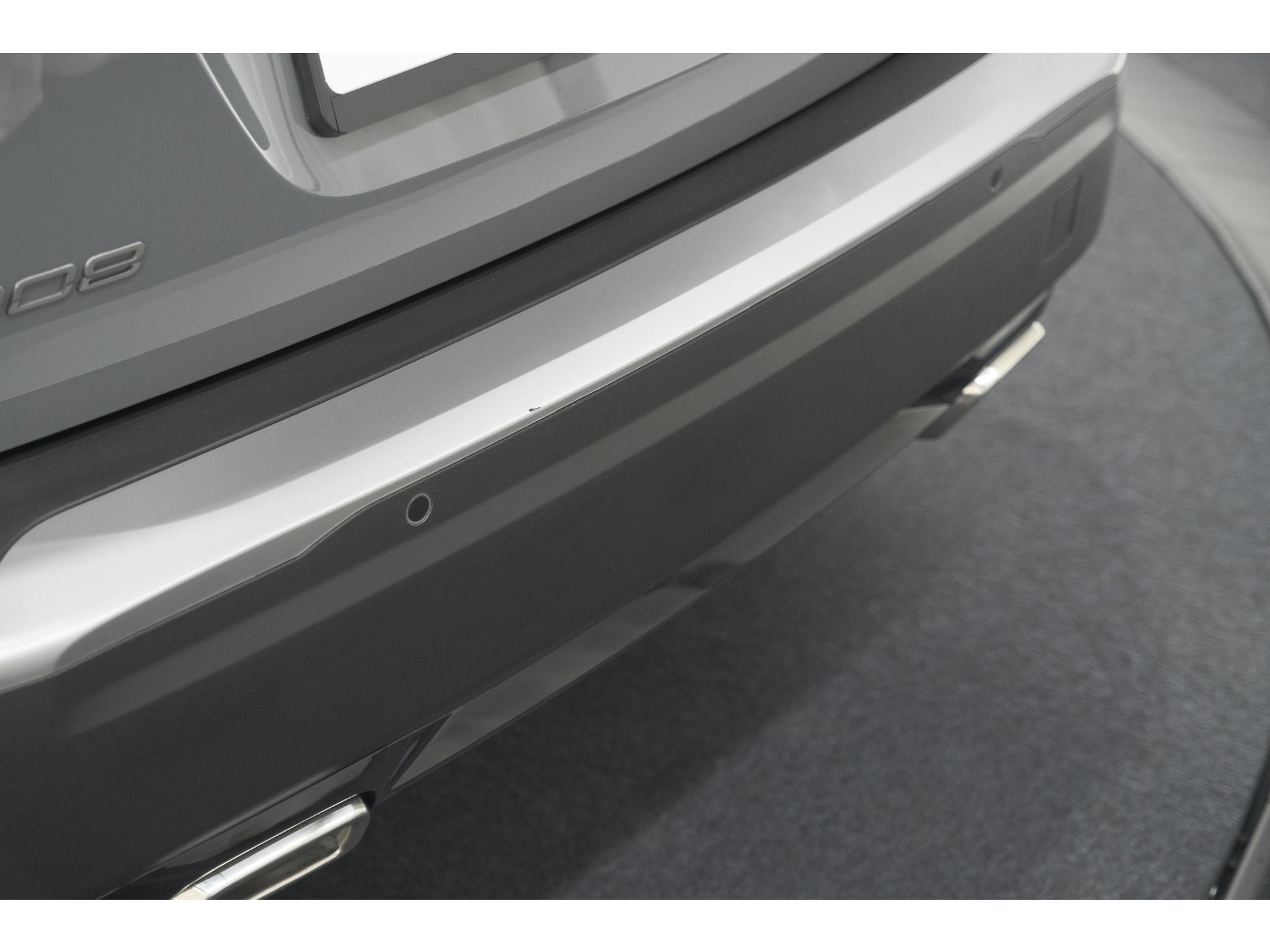 Peugeot 2008 Hybrid 136 e-DCS6 Allure | 360 Camera | Adaptieve Cruise Control | Dodehoekdetectie | Apple Carplay