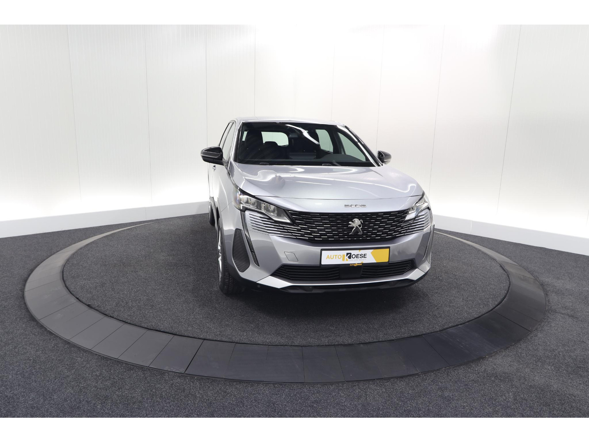 Peugeot 5008 PureTech 130 EAT8 Active Pack | 7 Zitplaatsen | Camera | Apple Carplay | Parkeersensoren