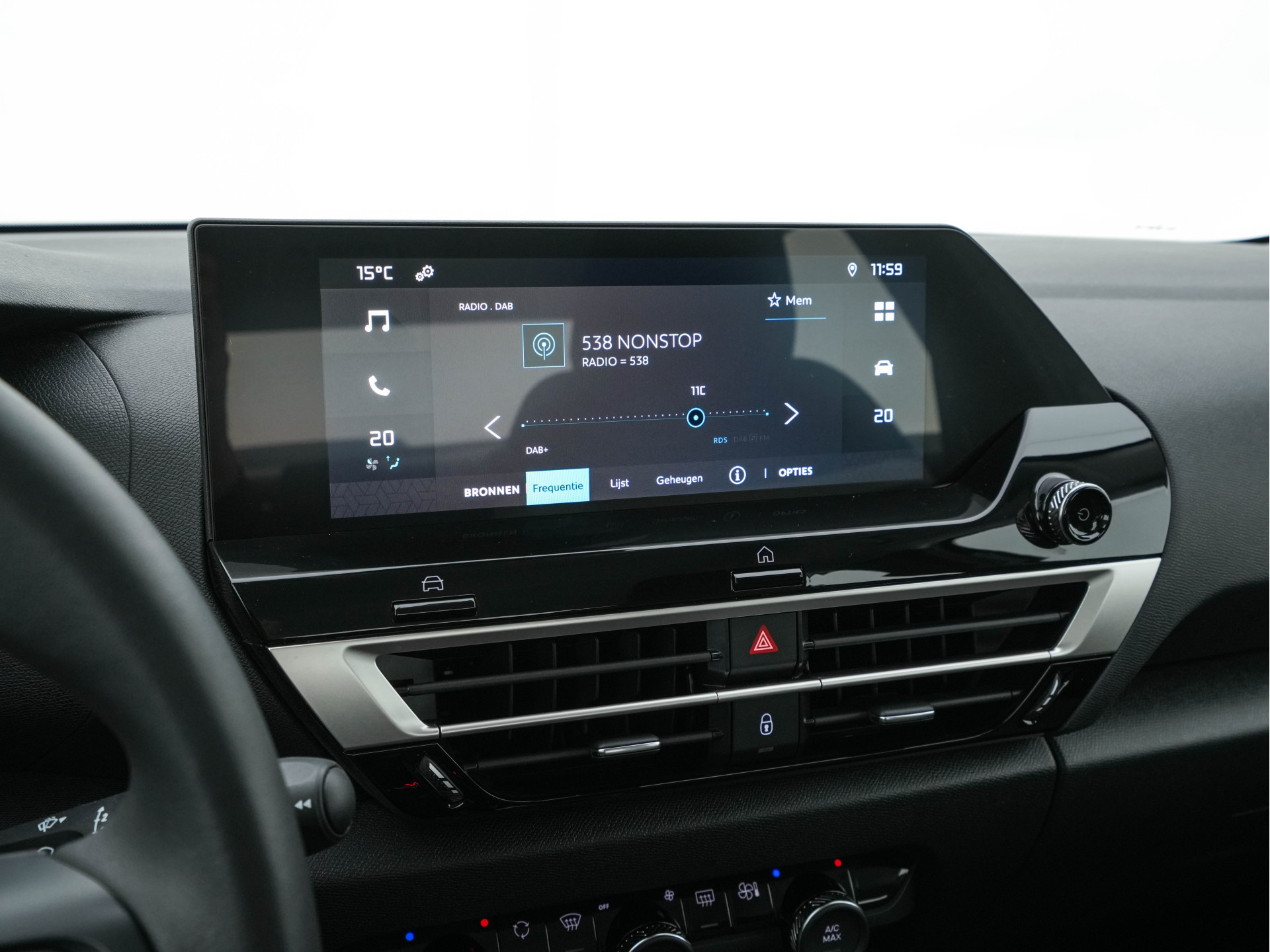 Citroën Ë-C4 X Feel 50 kWh (SOH-100%) AUT.* HEAT-PUMP | CARPLAY | DIGI-COCKPIT | CRUISE | COMFORT-SEATS | 18'' ALU*