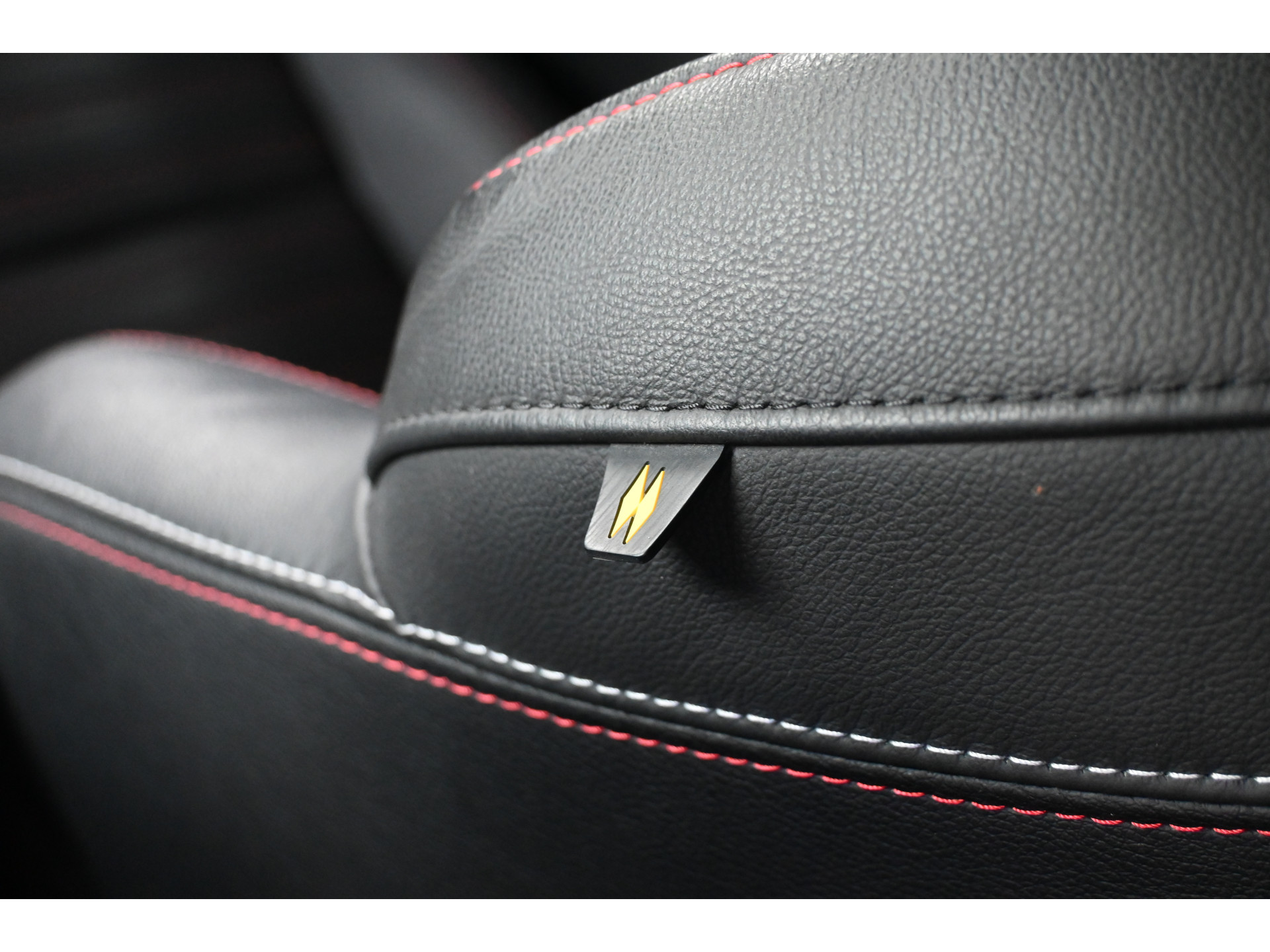 Renault Clio 1.6 E-Tech Hybrid 140 R.S. Line Navigatie Cruise Trekhaak Clima 1e Eigenaar 100% Onderhouden! Inruil Mogelijk!
