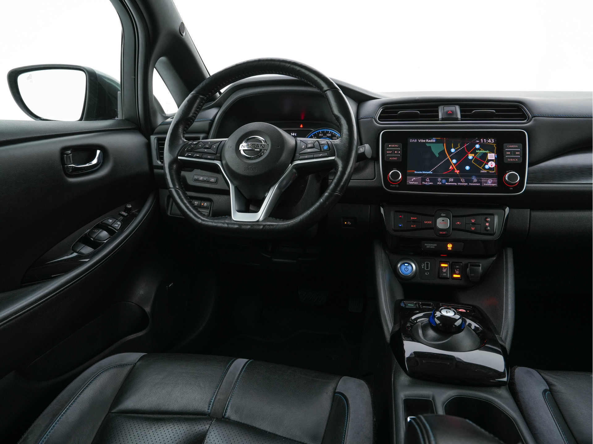 Nissan LEAF 3.Zero Limited Edition 62 kWh {SOH-93%} (INCL-BTW) Aut. *HEATPUMP | LEATHER | FULL-LED | DIGI-COCKPIT | TOPVIEW | BOSE-AUDIO | KEYLESS | DAB+ | BLINDSPOT | ECC | ADAPTIVE-CRUISE | PDC | HEATED-COMFORTSEATS | PRIVACYGLASS | 17"ALU*