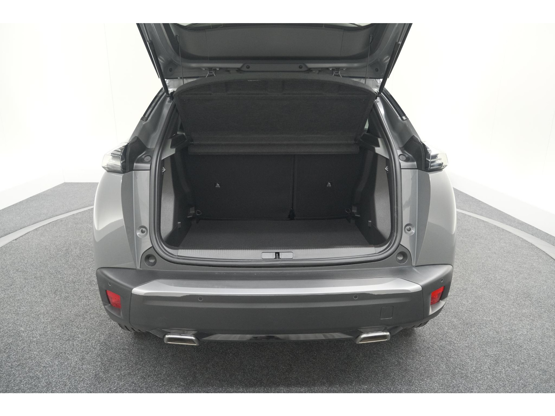 Peugeot 2008 PureTech 130 EAT8 Allure | 100% Benzine | Parkeersensoren Voor + Achter | Apple CarPlay | Climate Control