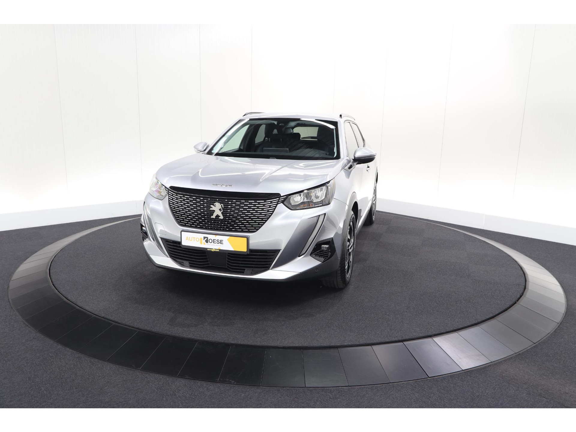 Peugeot 2008 PureTech 130 EAT8 Allure | Trekhaak Afneembaar | Camera | Navigatie | Parkeersensoren