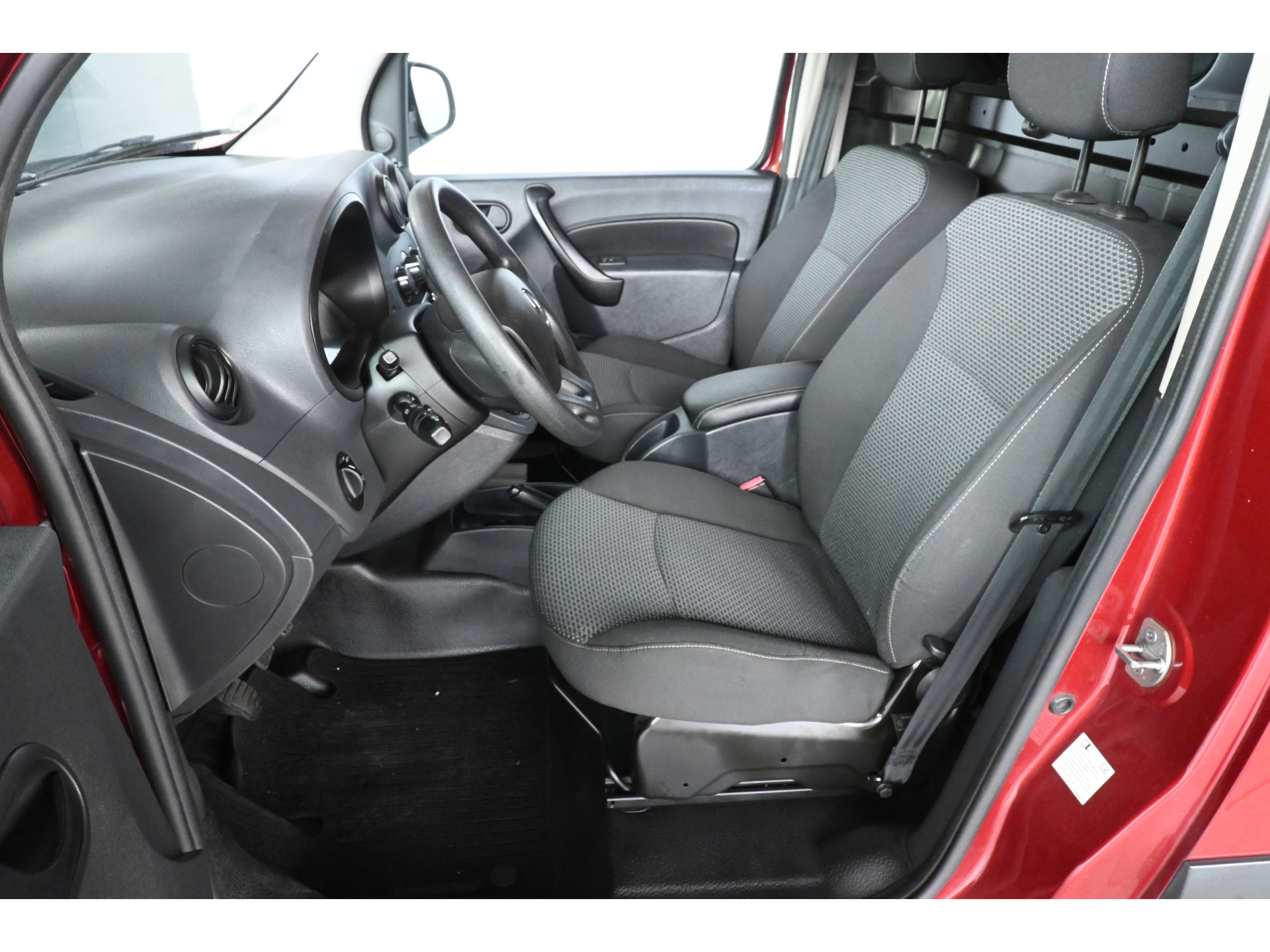 Mercedes-Benz Citan 108 CDI BlueEFFICIENCY Business Professional Airco Trekhaak Rijklaarprijs! Inruil Mogelijk!